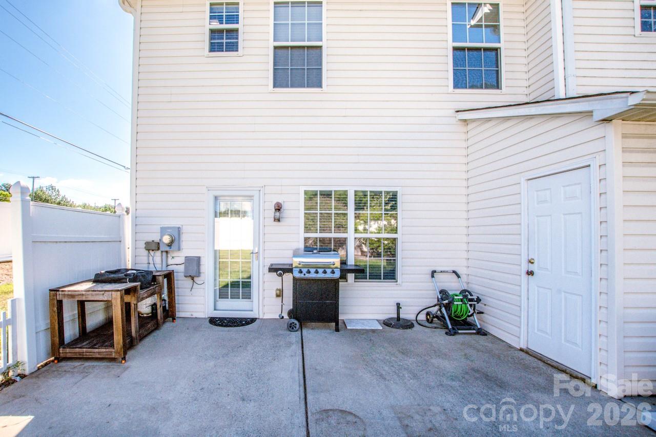4151 Kenton Glenn Court NW — Concord
