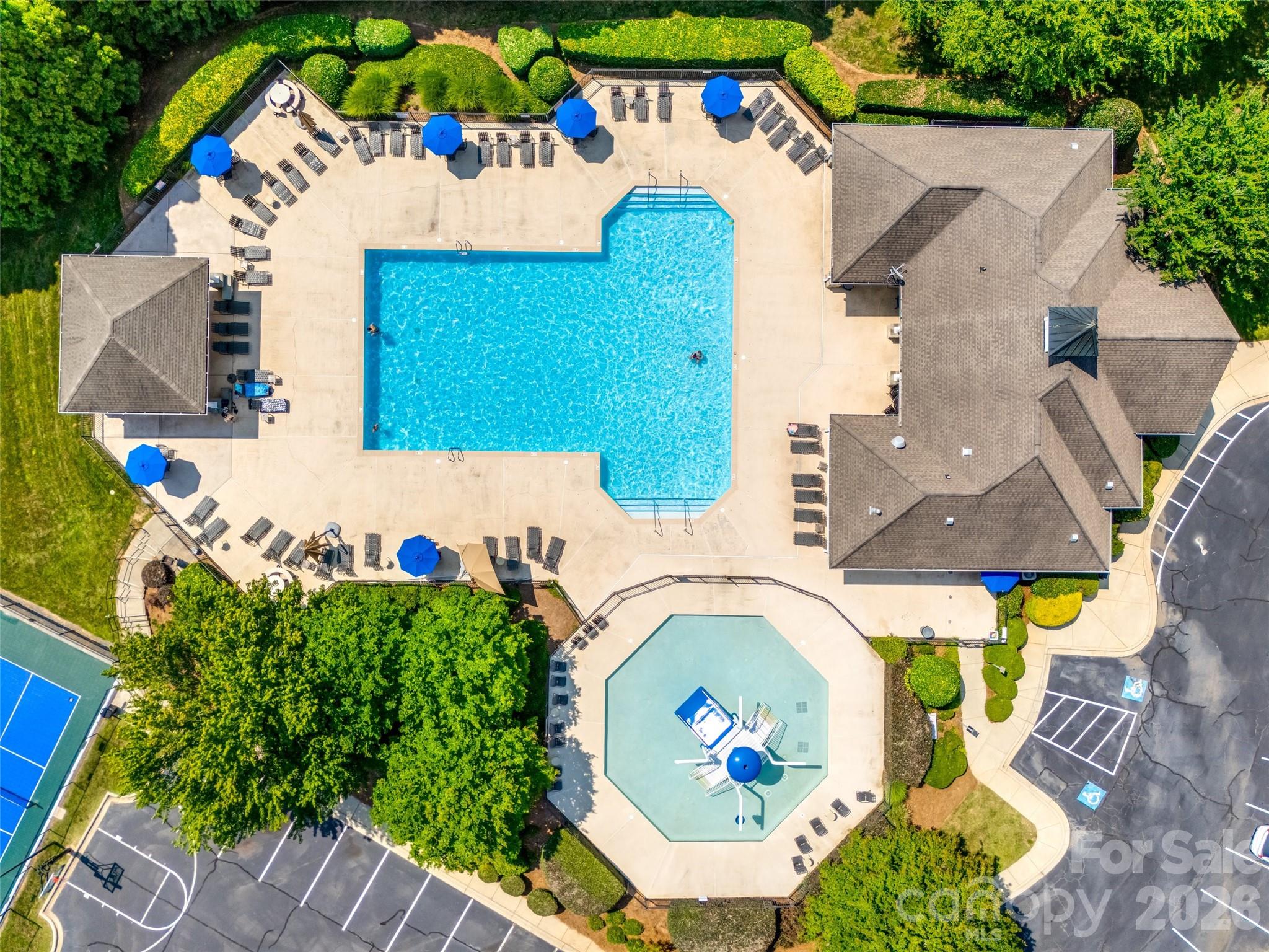 8408 Denholme Drive — Waxhaw