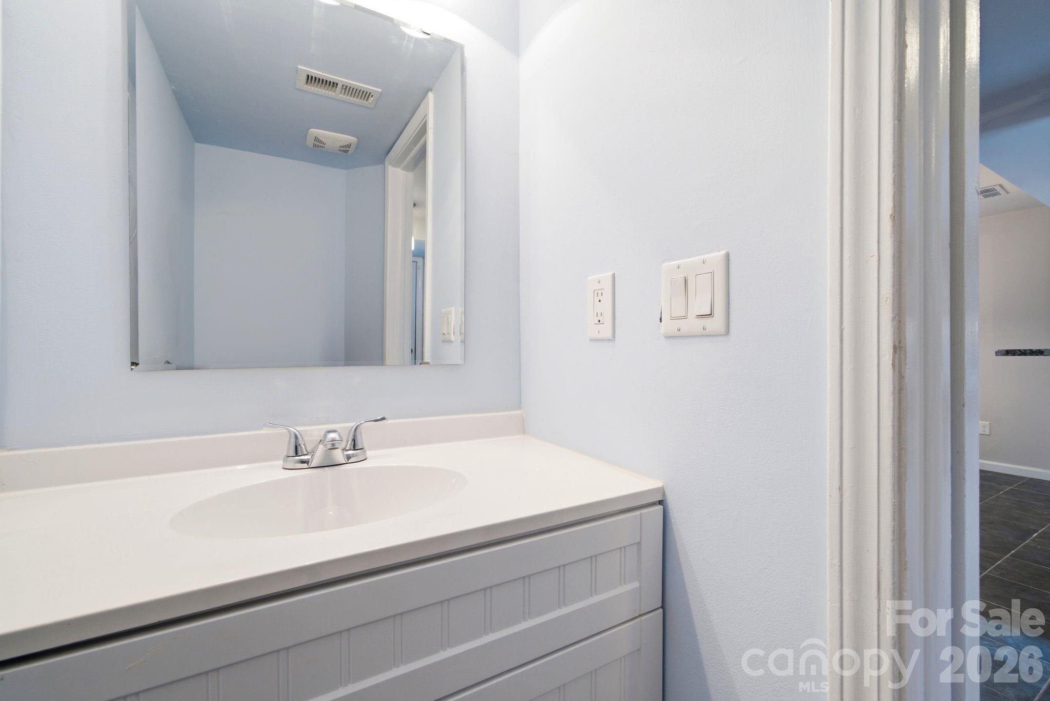 242 Water Oak Drive — Pineville
