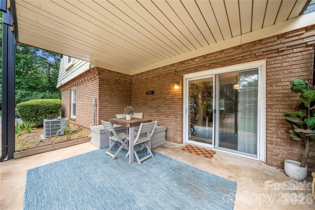 2630 Park Road — Charlotte