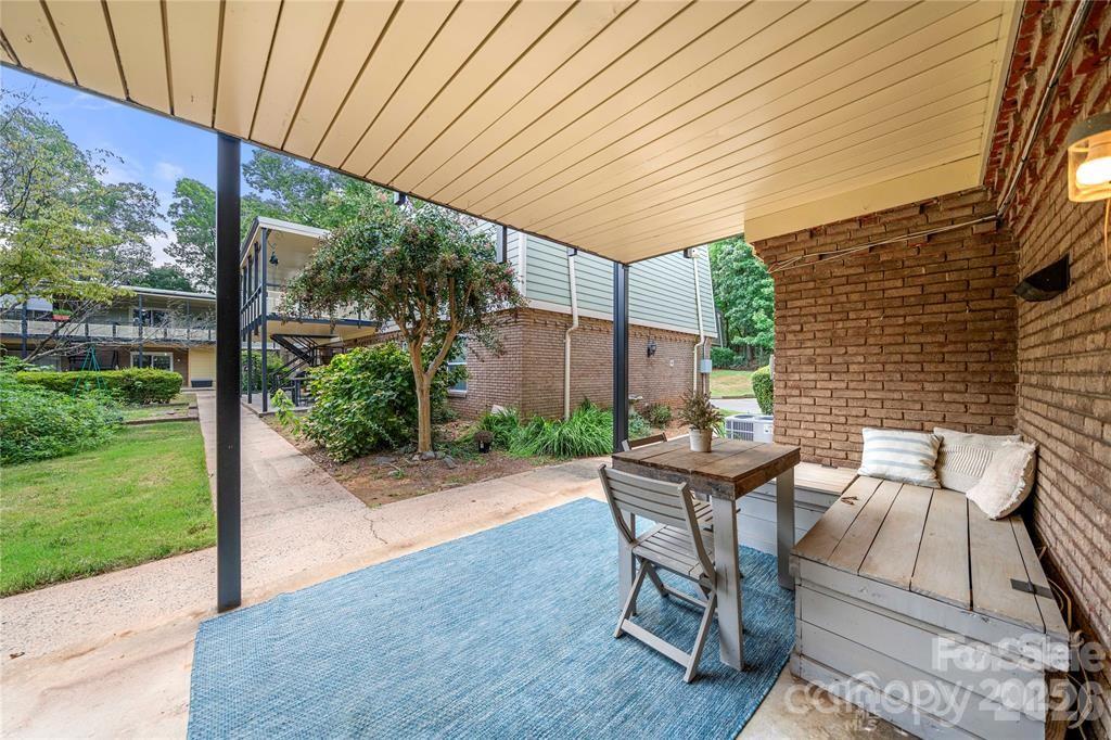 2630 Park Road — Charlotte