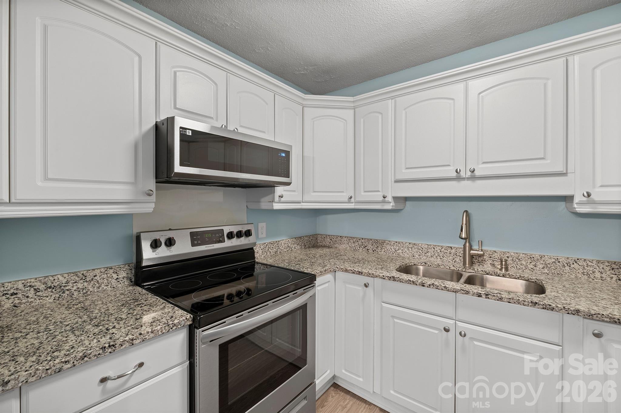 2630 Park Road — Charlotte