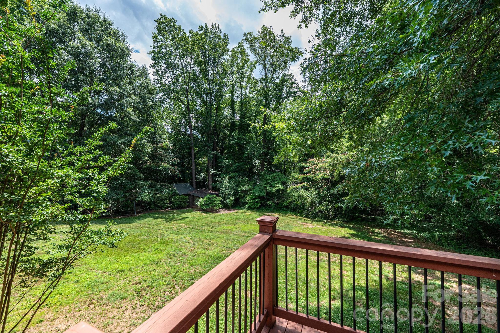 1807 5th Street NW — Hickory