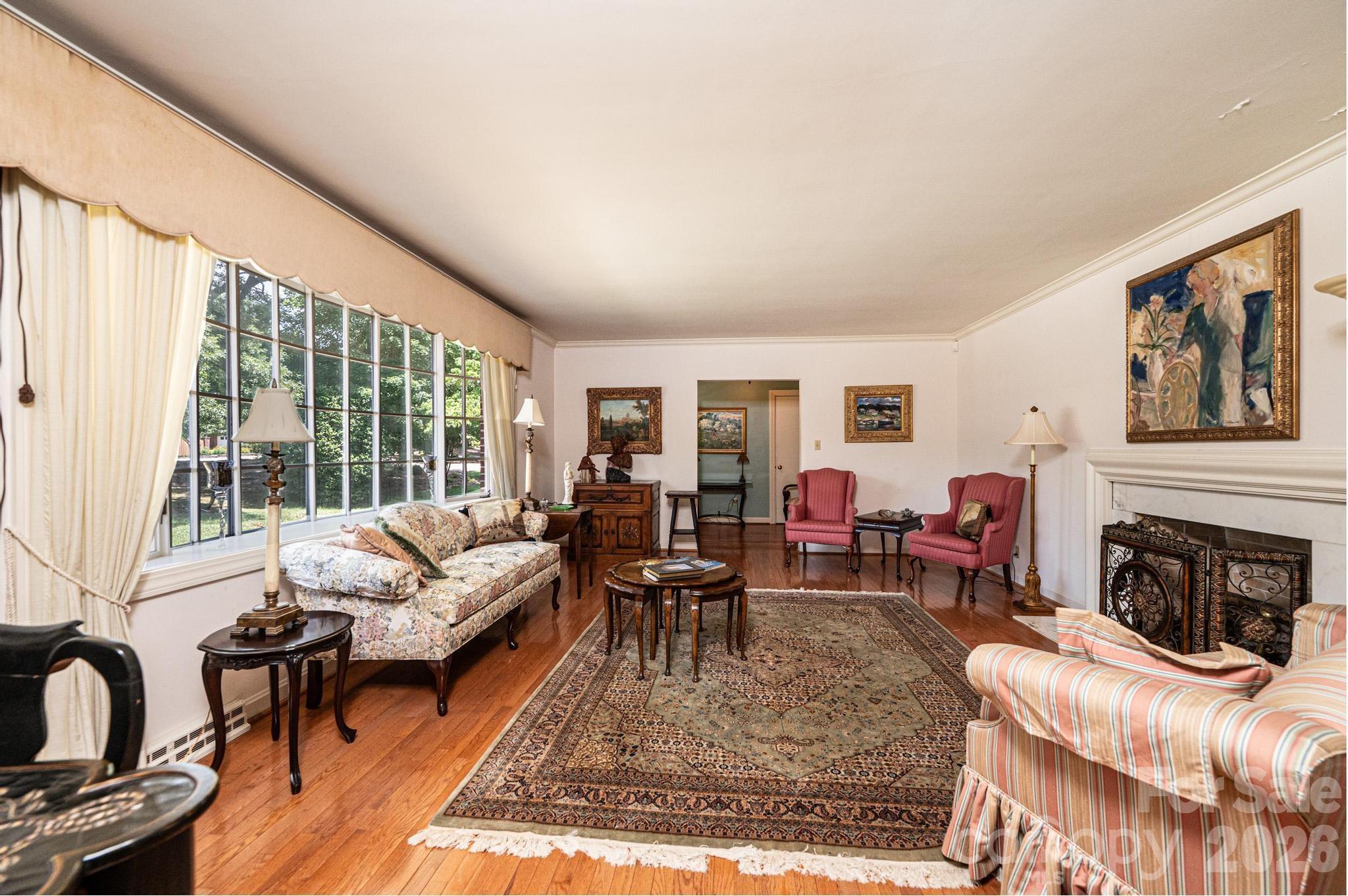 1807 5th Street NW — Hickory
