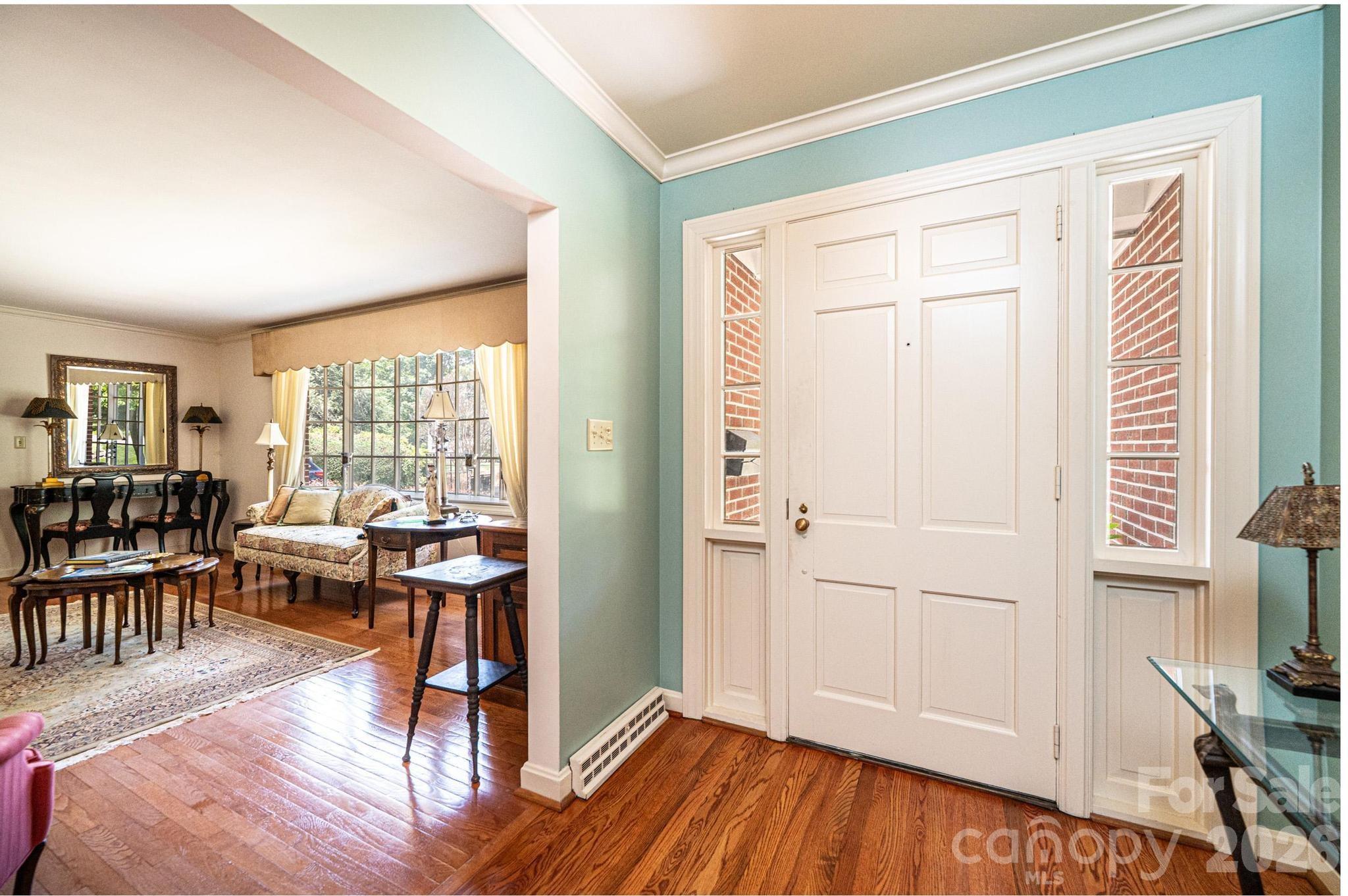 1807 5th Street NW — Hickory