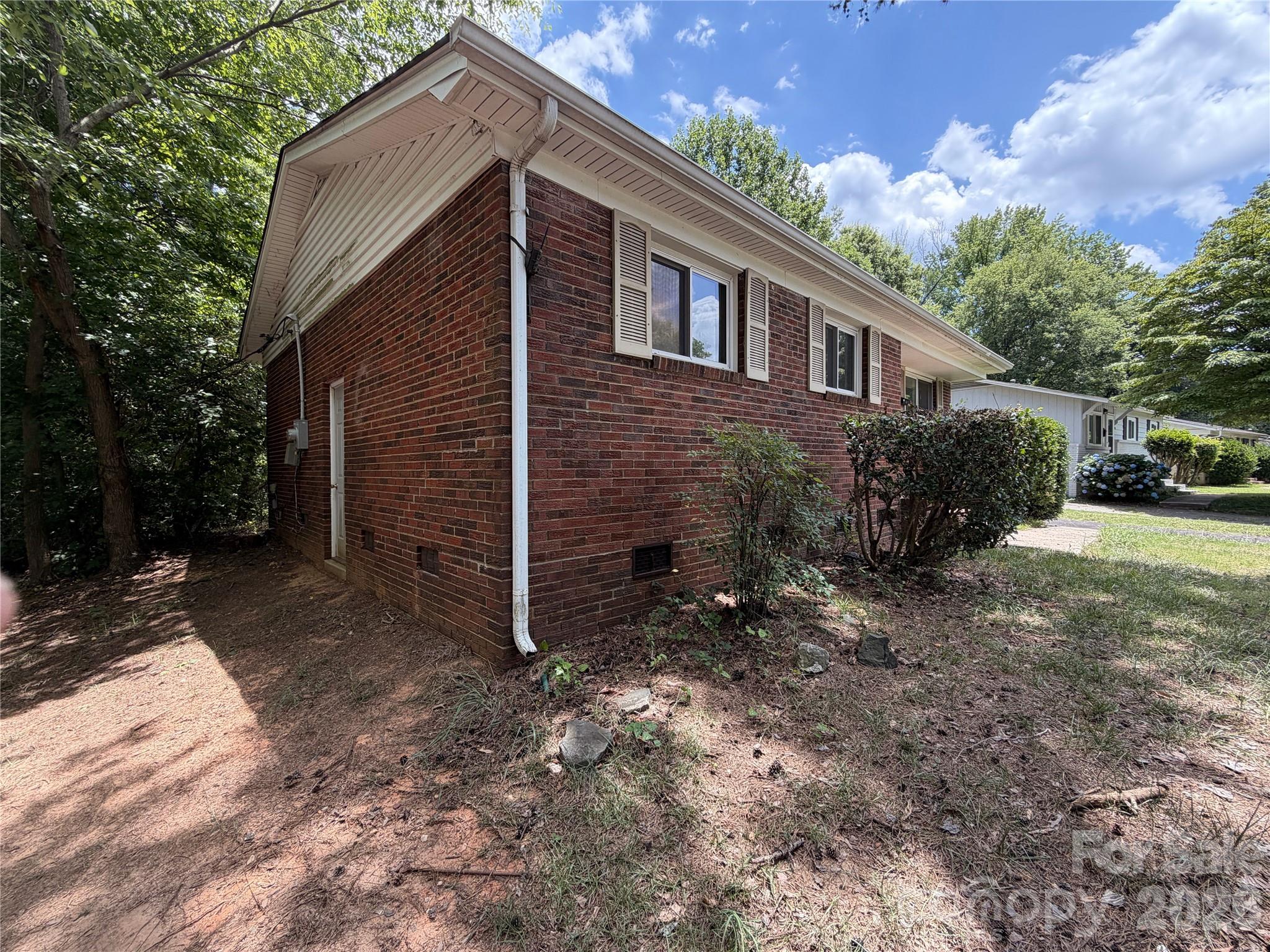 2824 Cedarhurst Drive — Charlotte