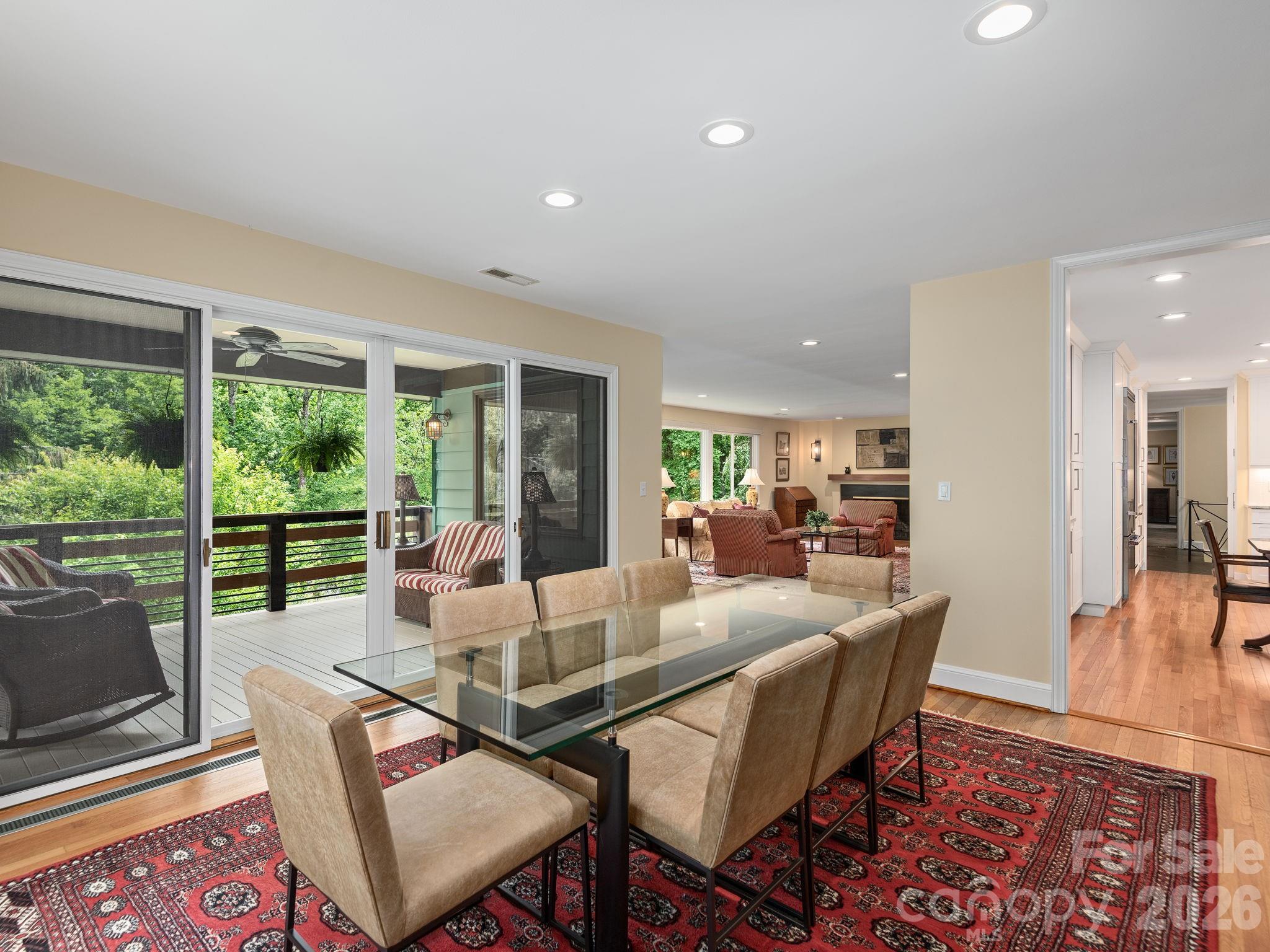 65 Cliff Drive — Laurel Park