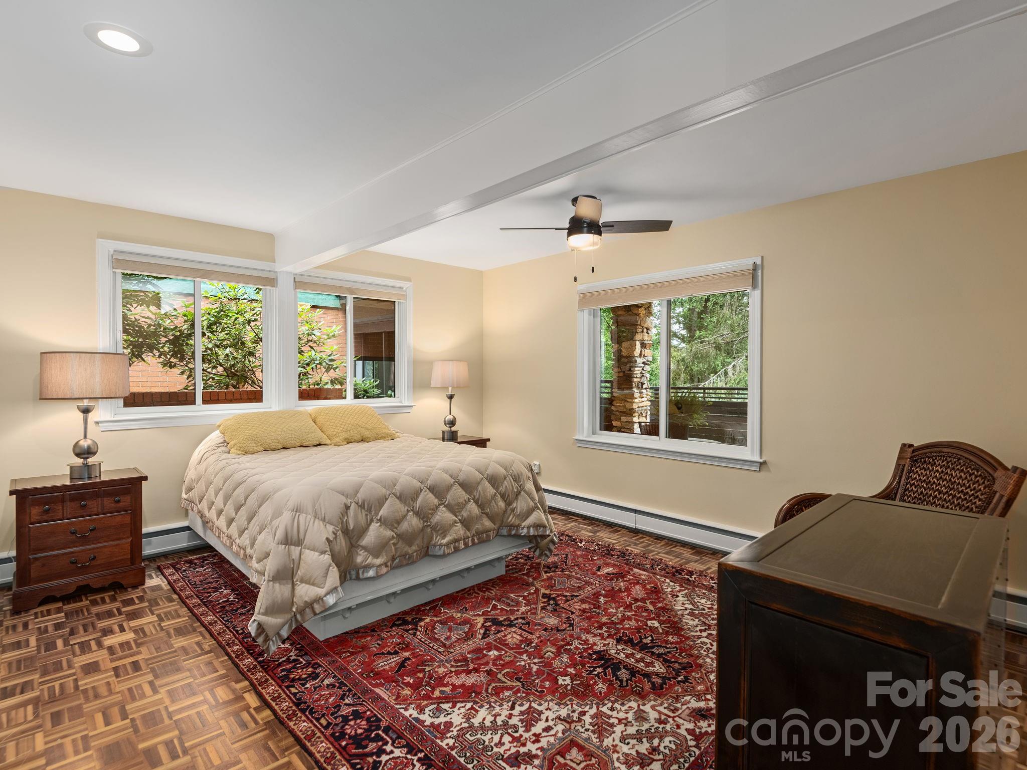 65 Cliff Drive — Laurel Park