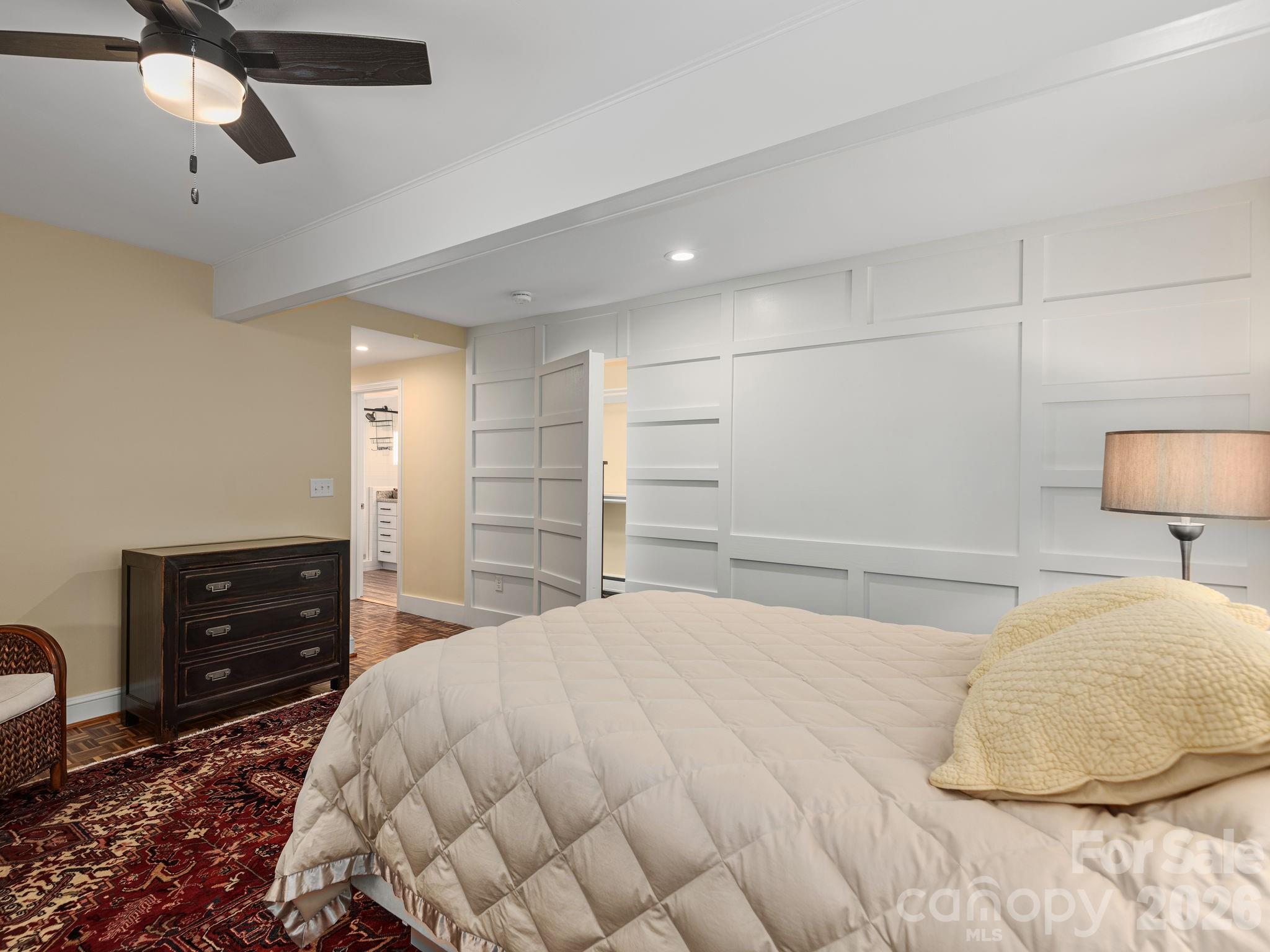 65 Cliff Drive — Laurel Park