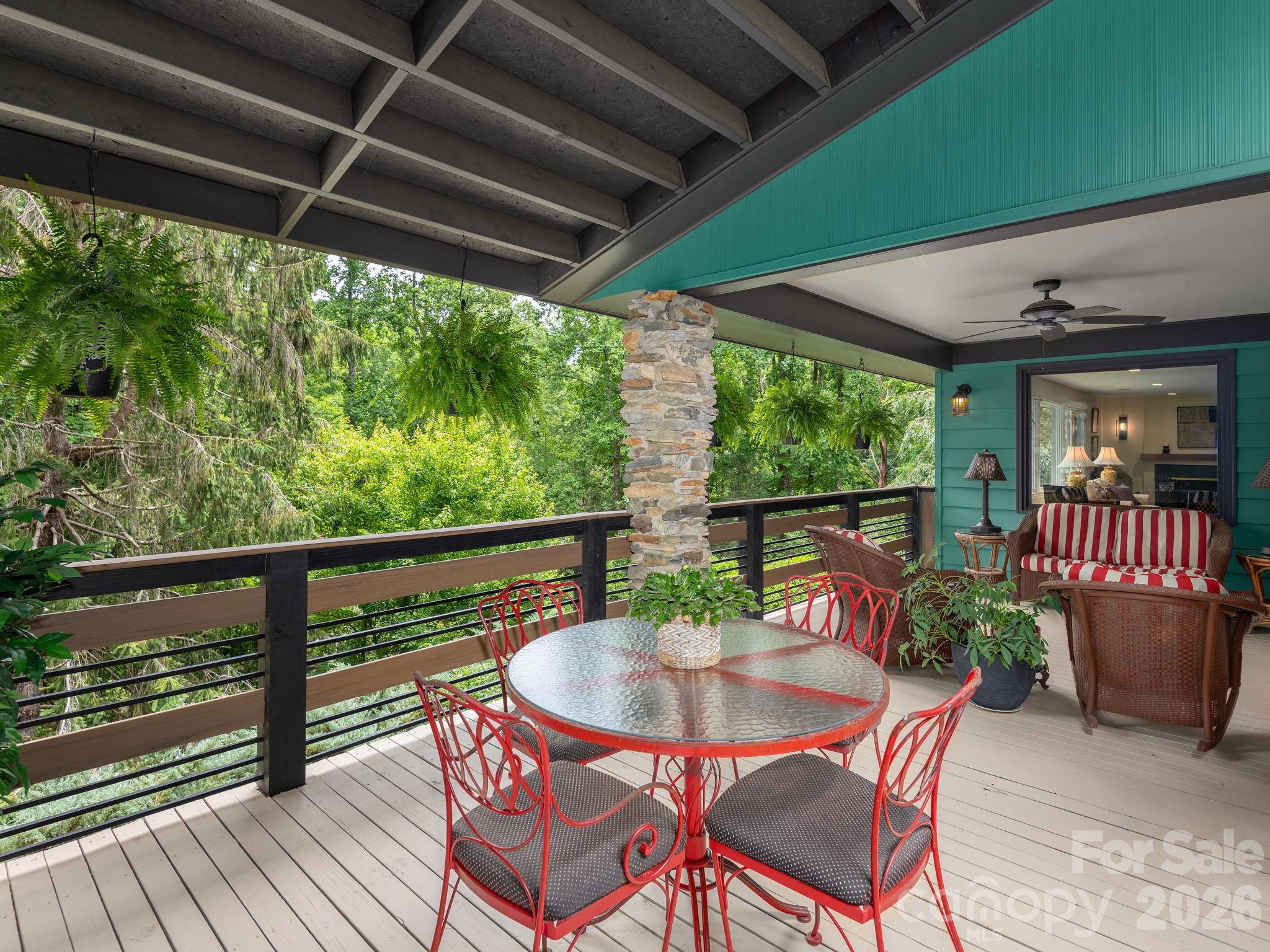 65 Cliff Drive — Laurel Park