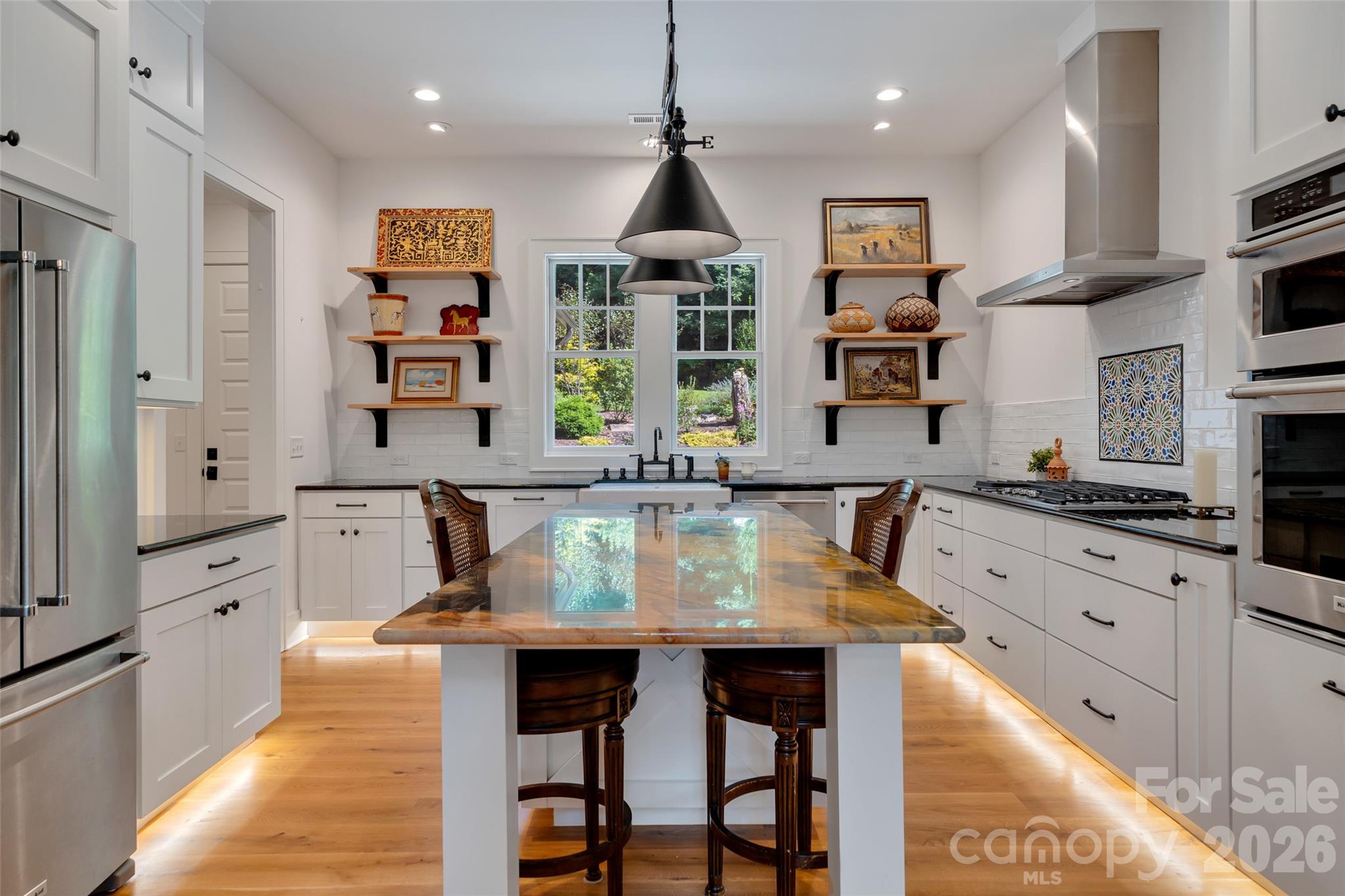 442 Autumn Sky Drive — Hendersonville