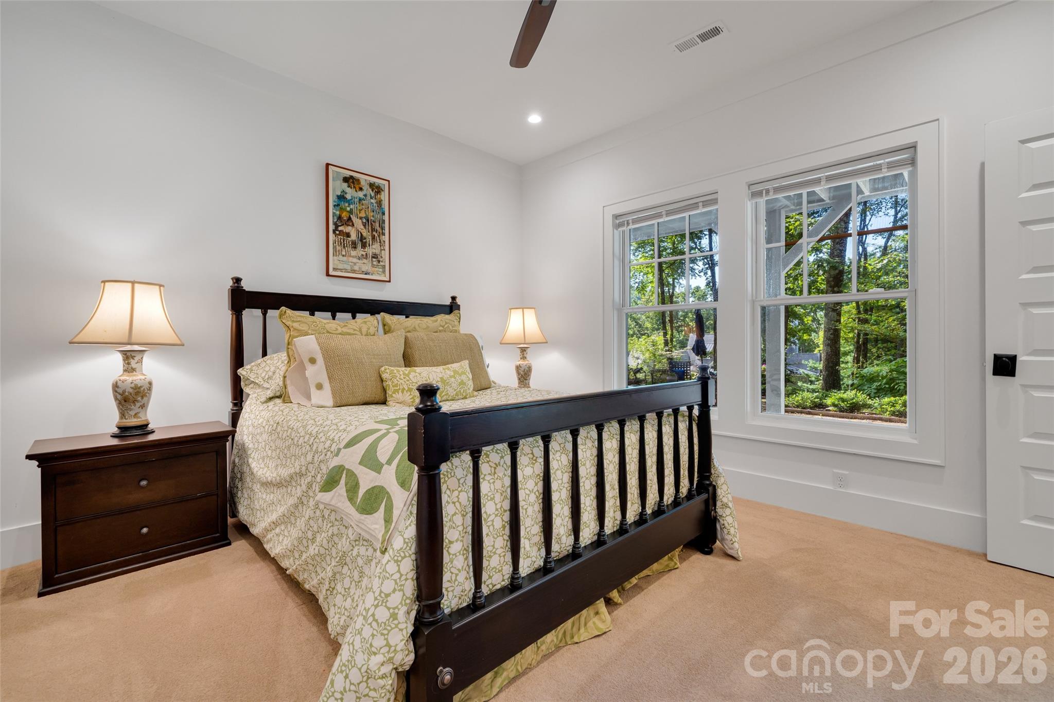 442 Autumn Sky Drive — Hendersonville