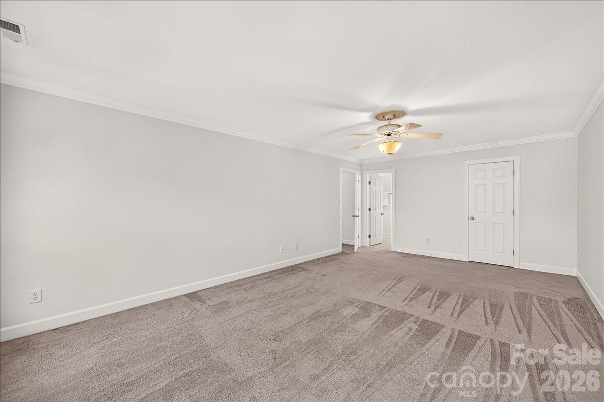 6912 Foxglove Drive — Charlotte