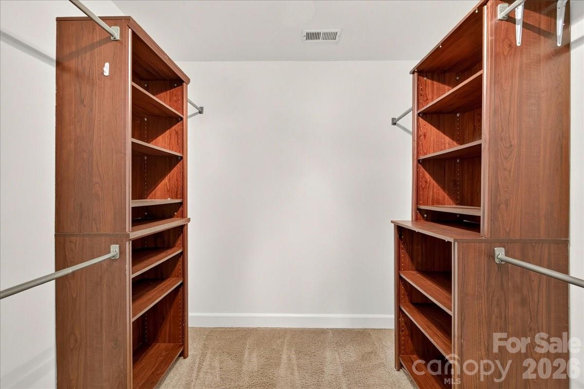 6912 Foxglove Drive — Charlotte