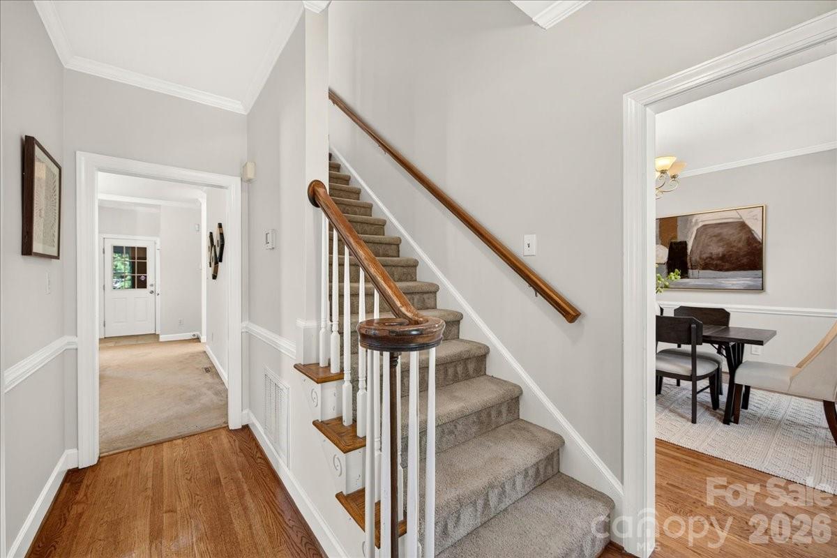 6912 Foxglove Drive — Charlotte