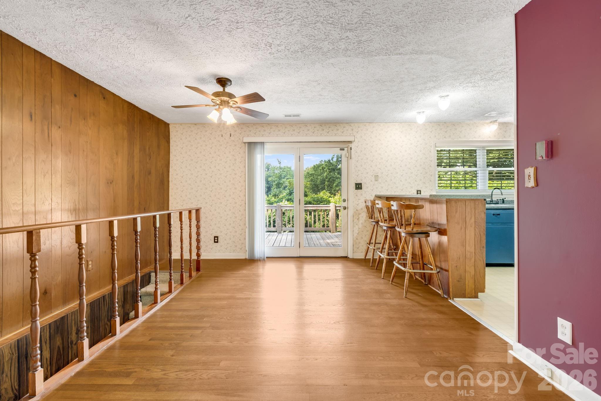 63 Baker Place — Asheville