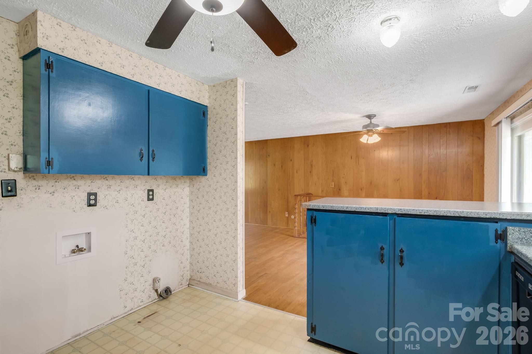 63 Baker Place — Asheville