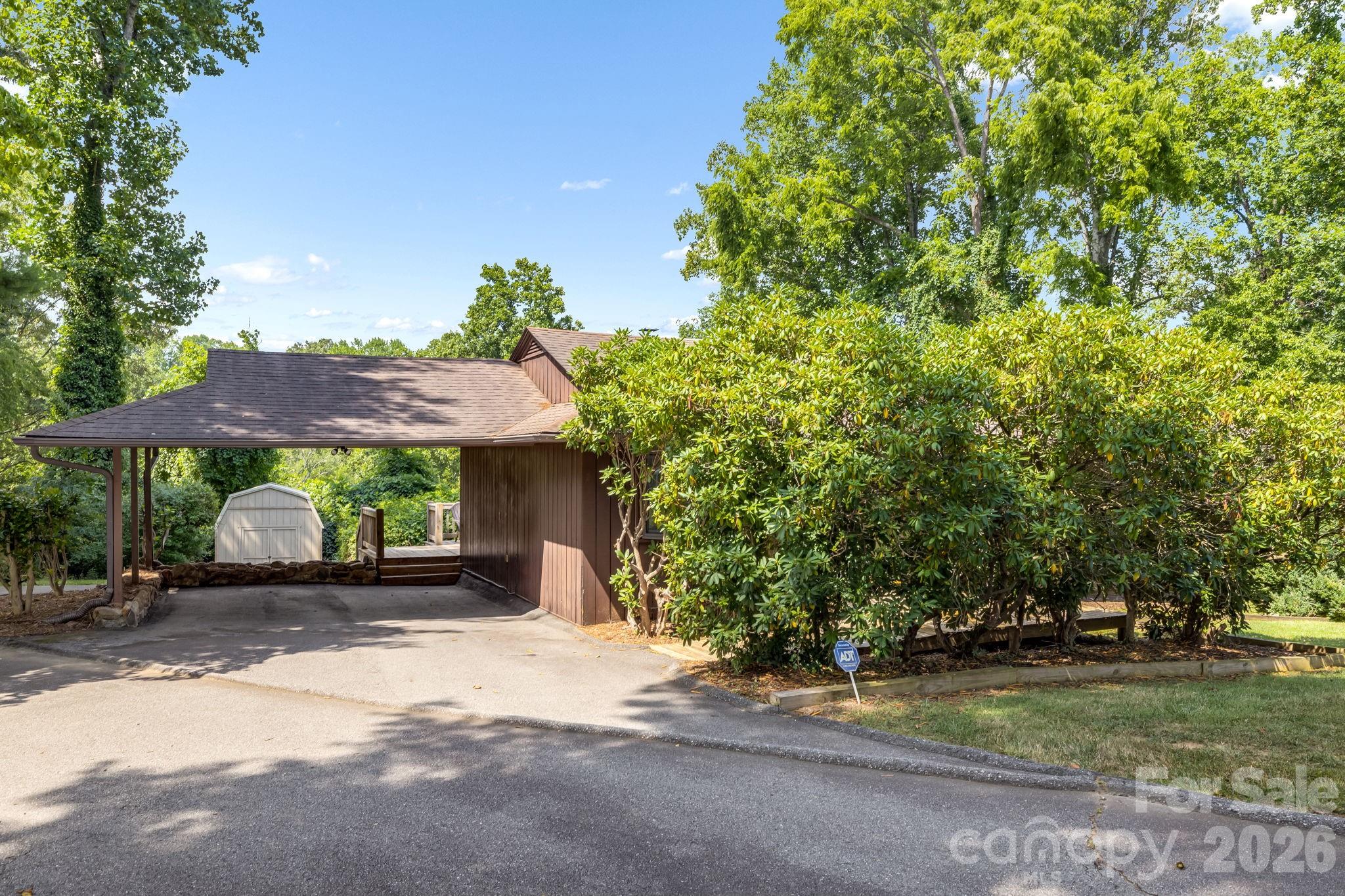 63 Baker Place — Asheville