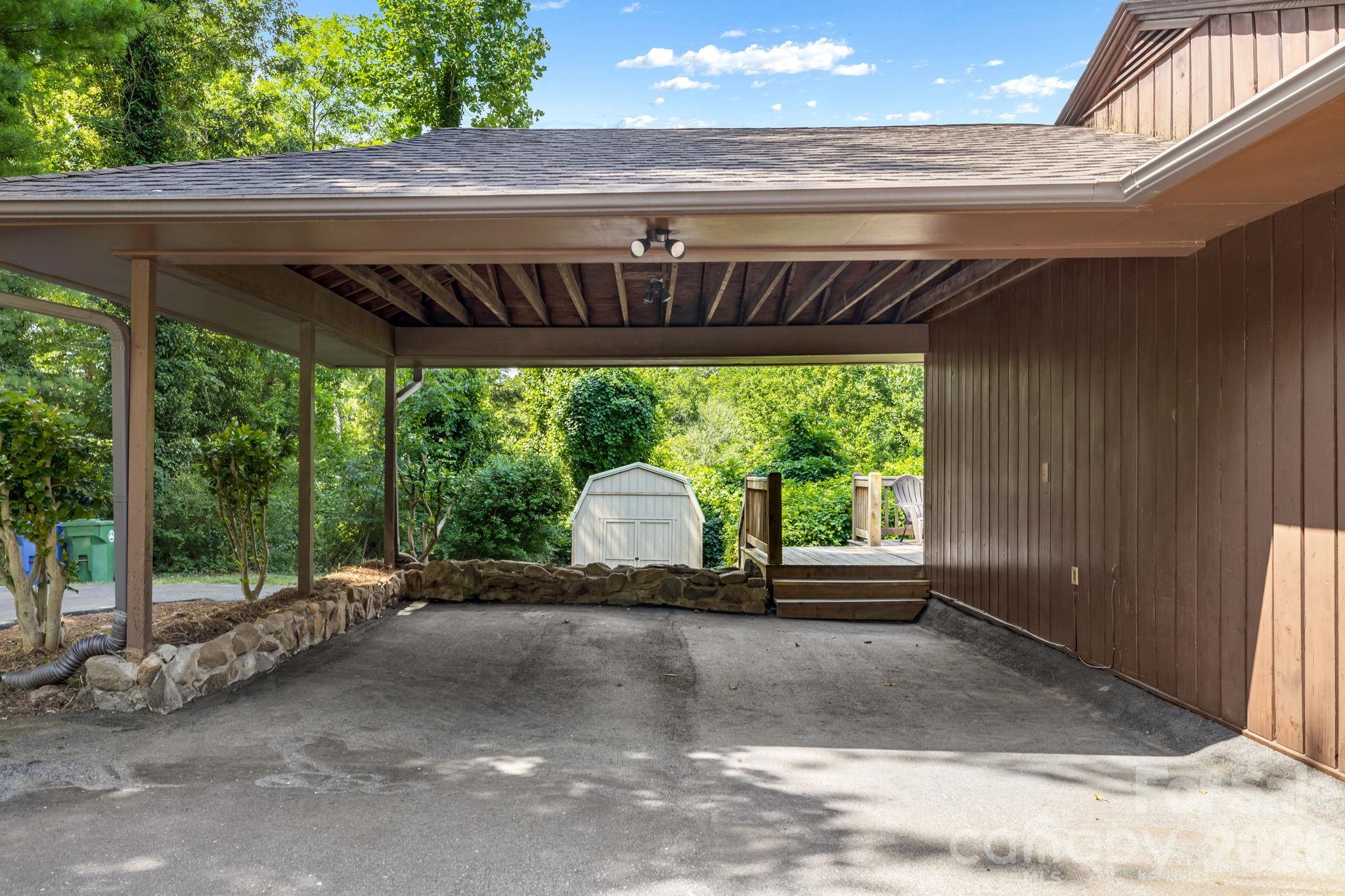 63 Baker Place — Asheville