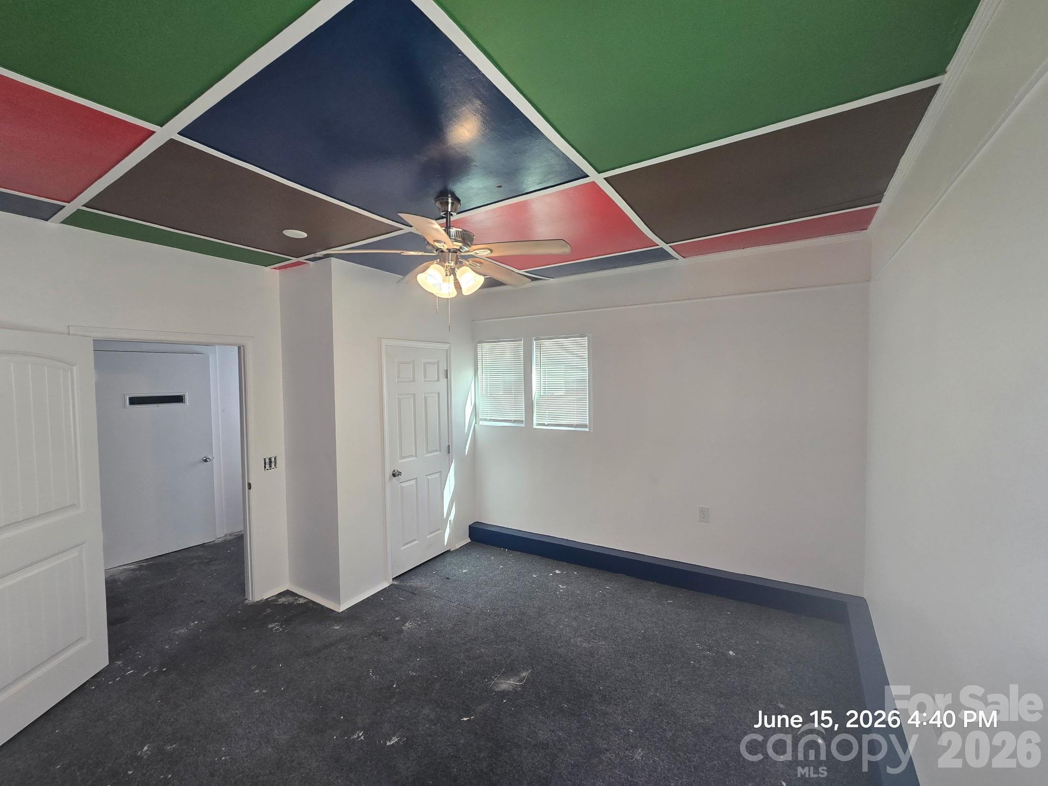 1050 South Lake Drive — Lancaster