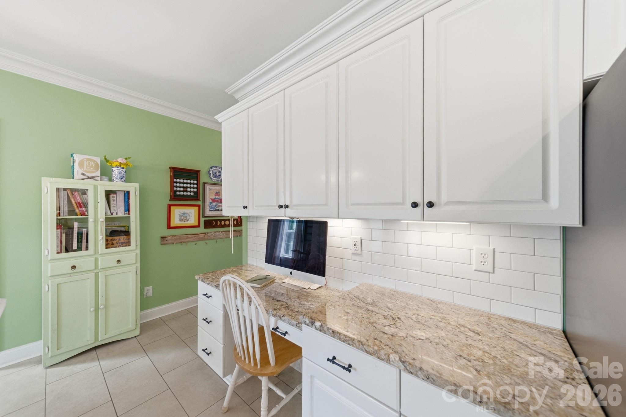 10203 Rougemont Lane — Charlotte