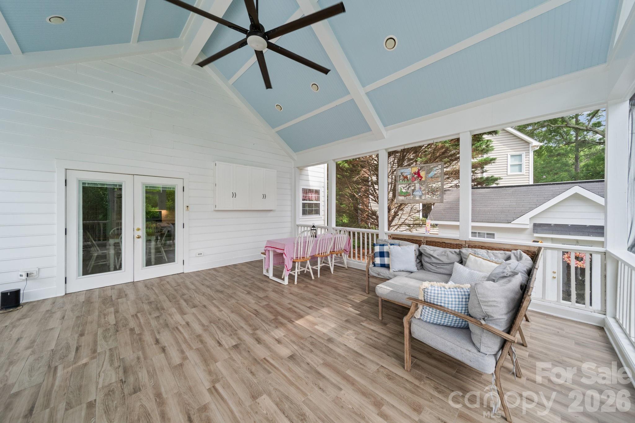 10203 Rougemont Lane — Charlotte