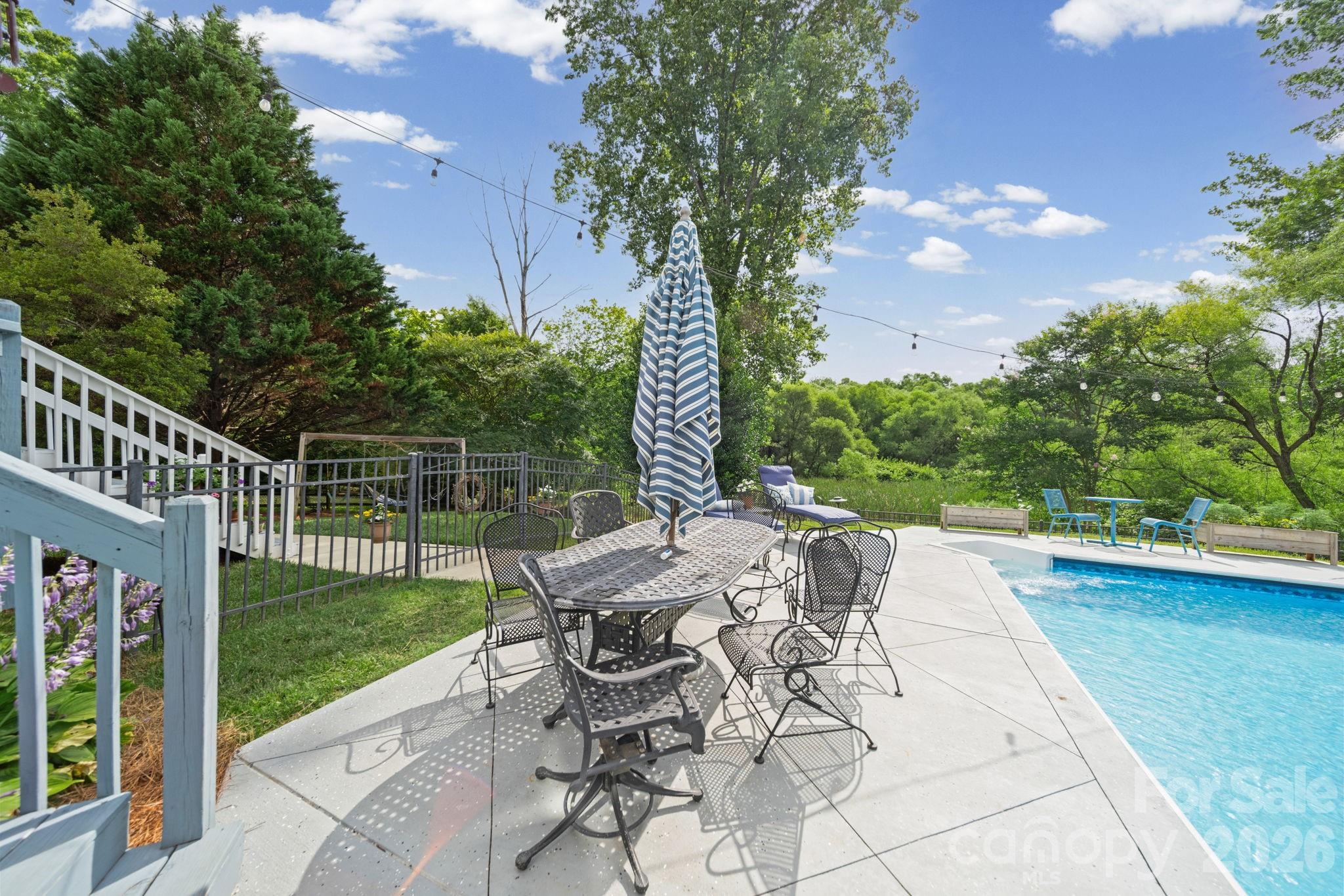 10203 Rougemont Lane — Charlotte