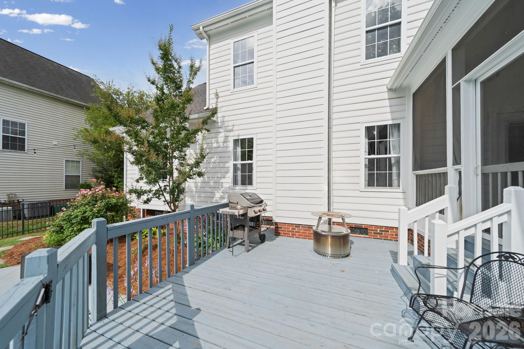 10203 Rougemont Lane — Charlotte