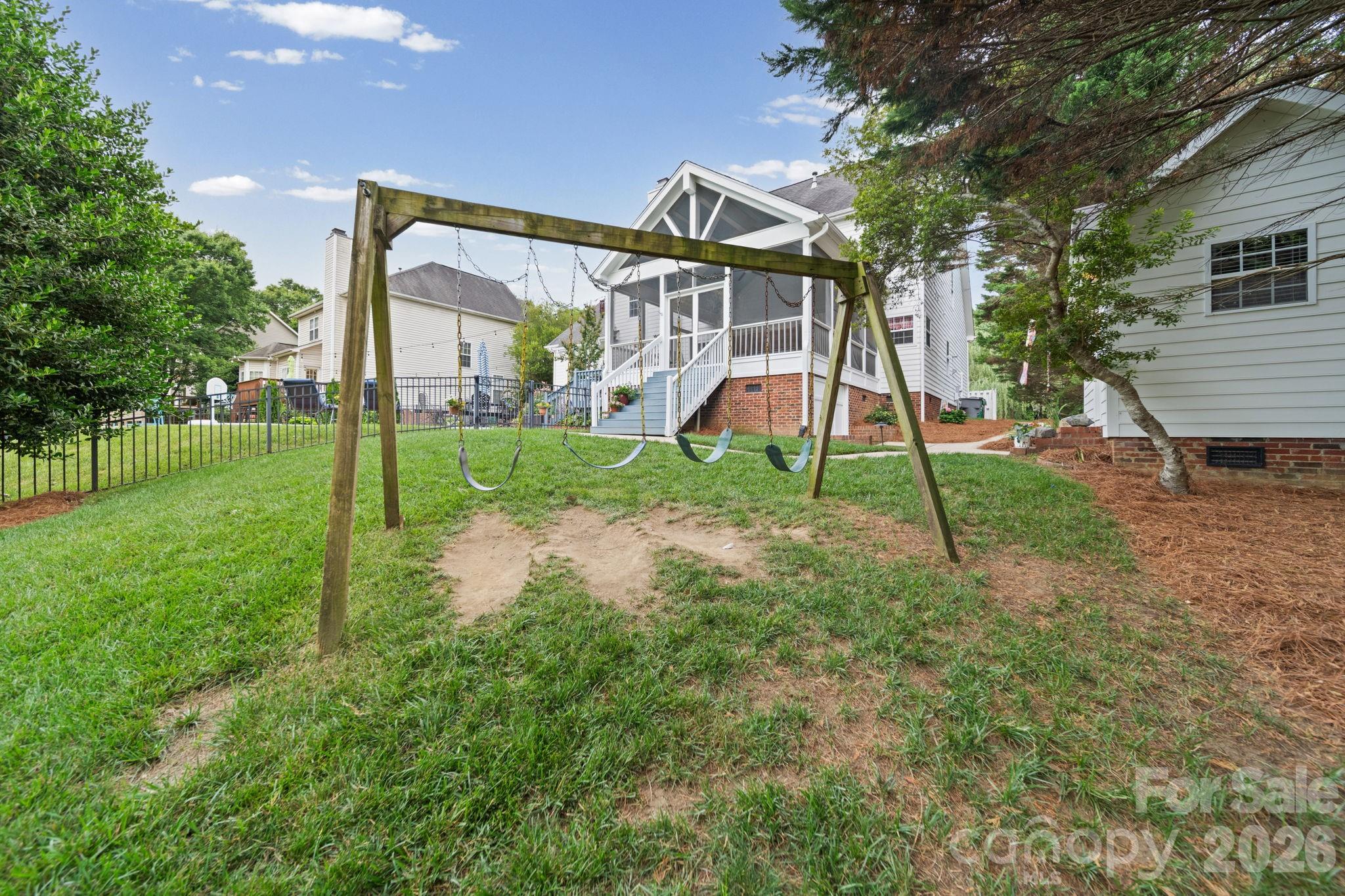 10203 Rougemont Lane — Charlotte