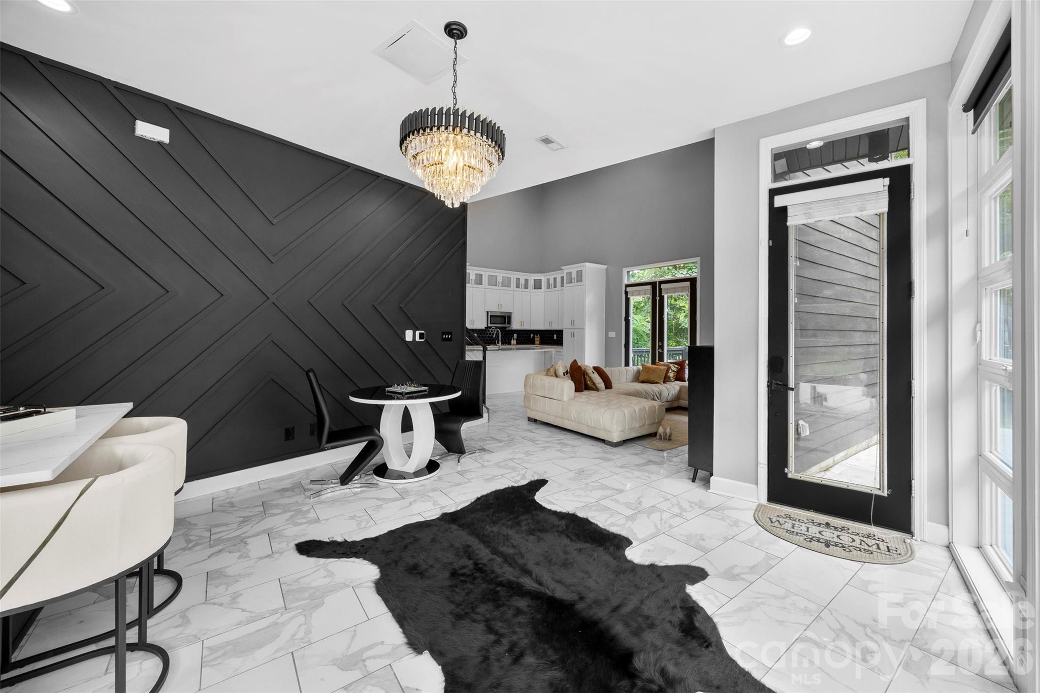 7117 W Sugar Creek Road — Charlotte