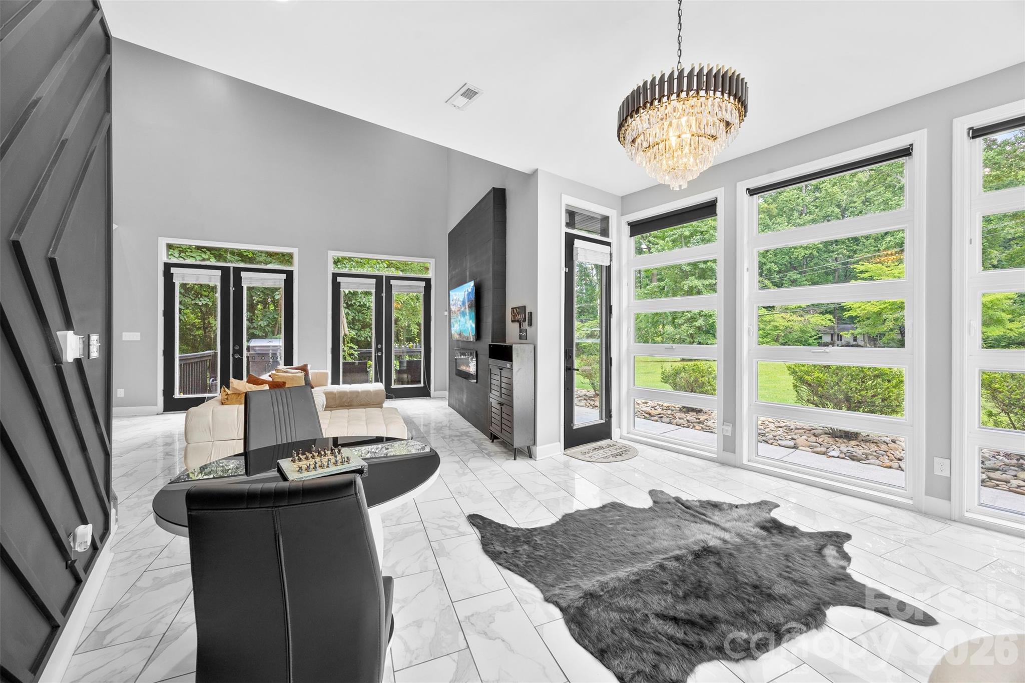 7117 W Sugar Creek Road — Charlotte