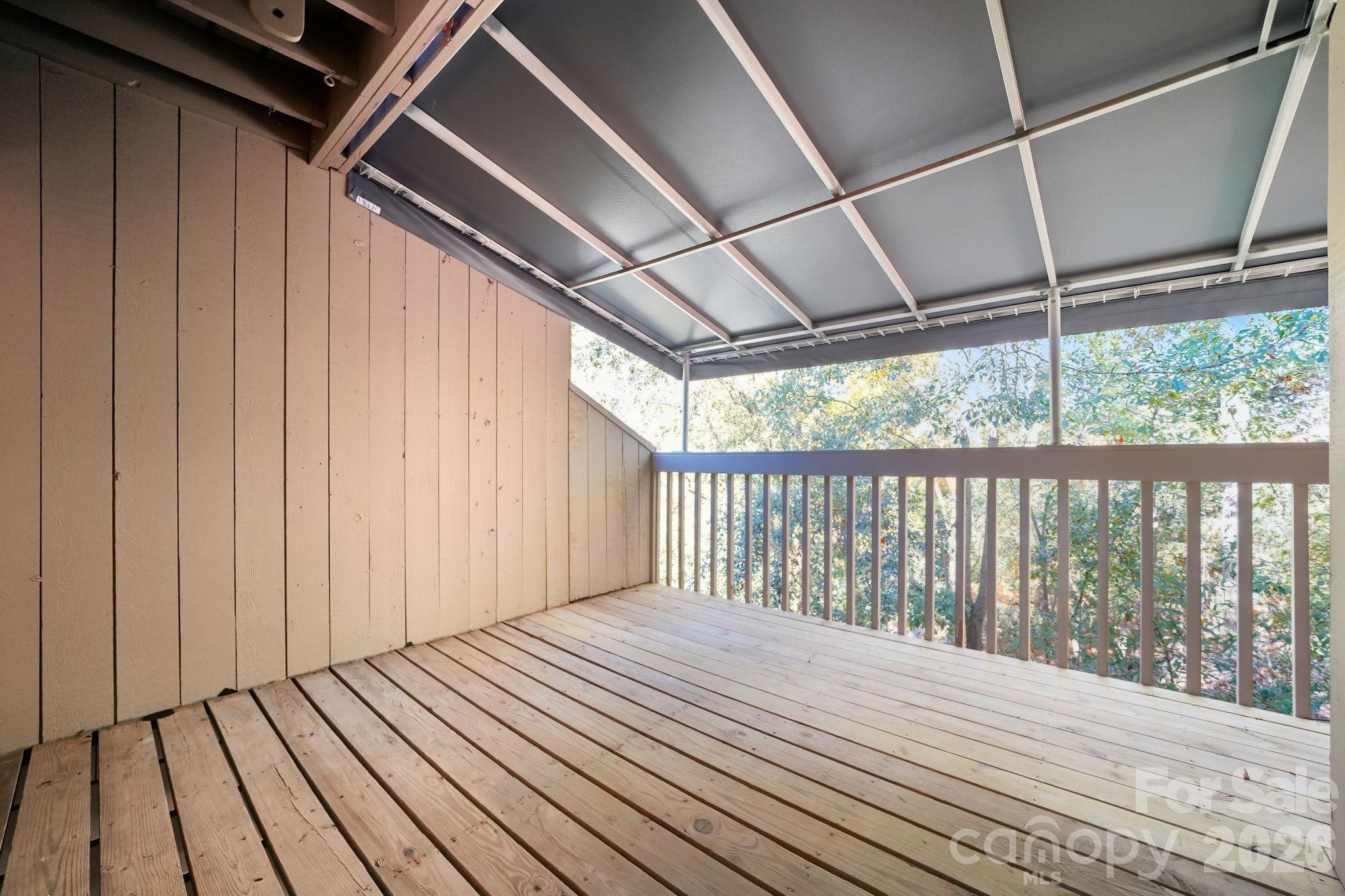 201 Riverview Terrace — Clover