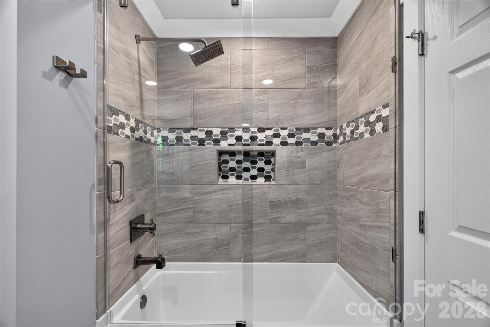 1231 Manicott Drive — Matthews
