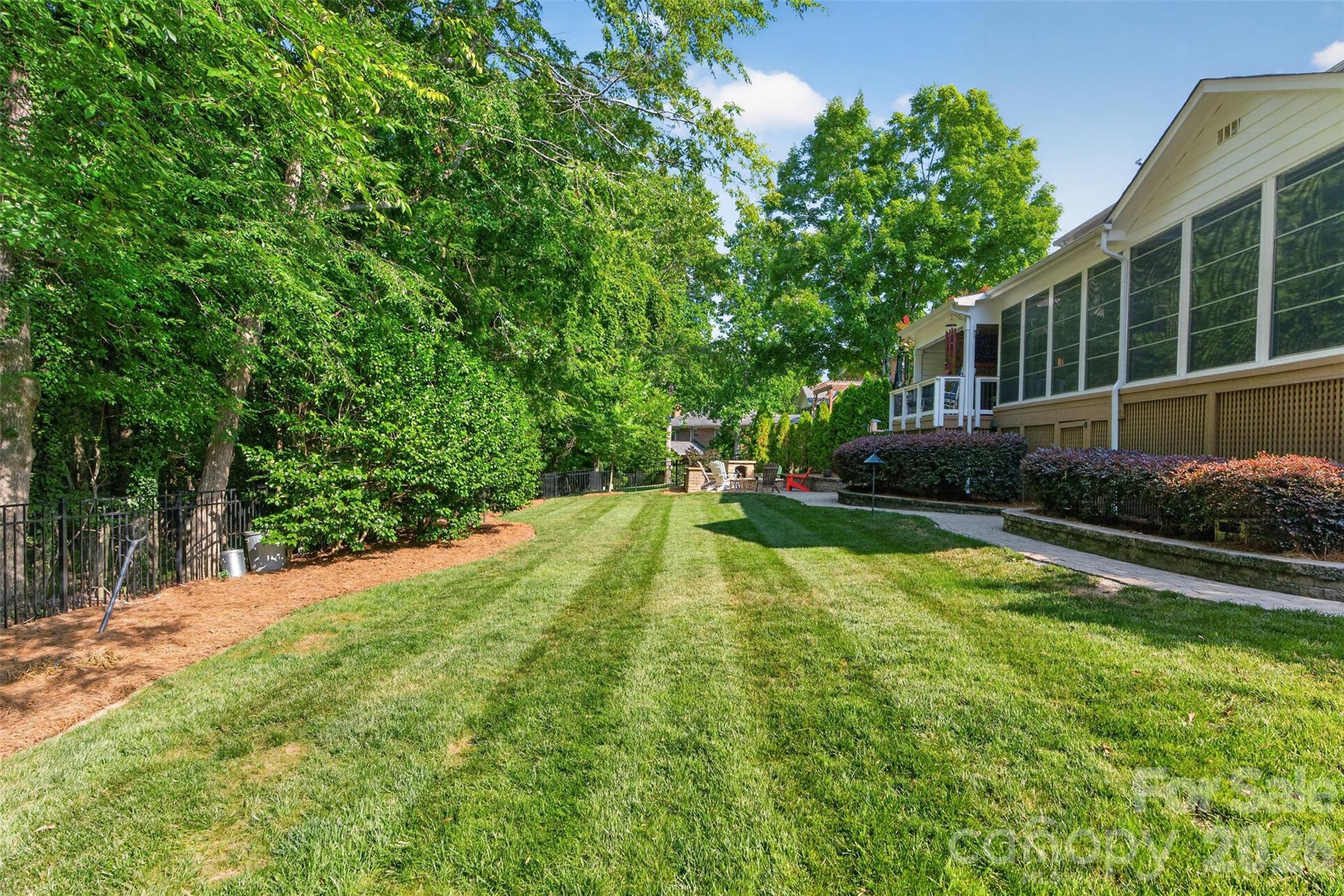 1231 Manicott Drive — Matthews