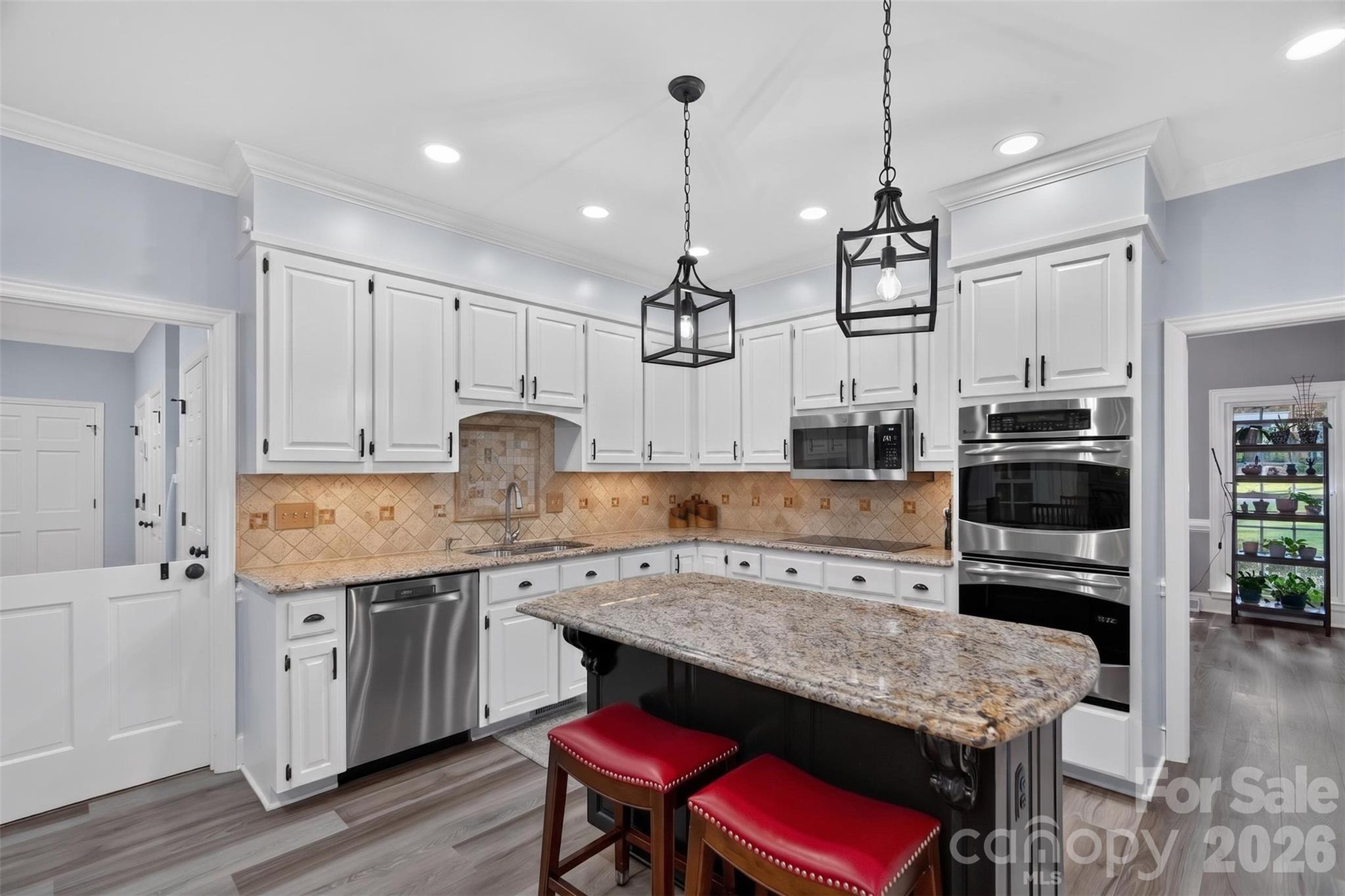 1231 Manicott Drive — Matthews