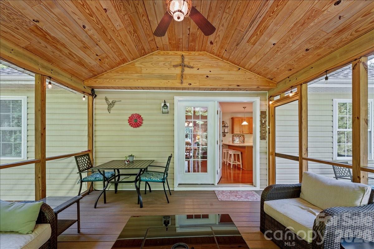104 Balsam Circle — Troy