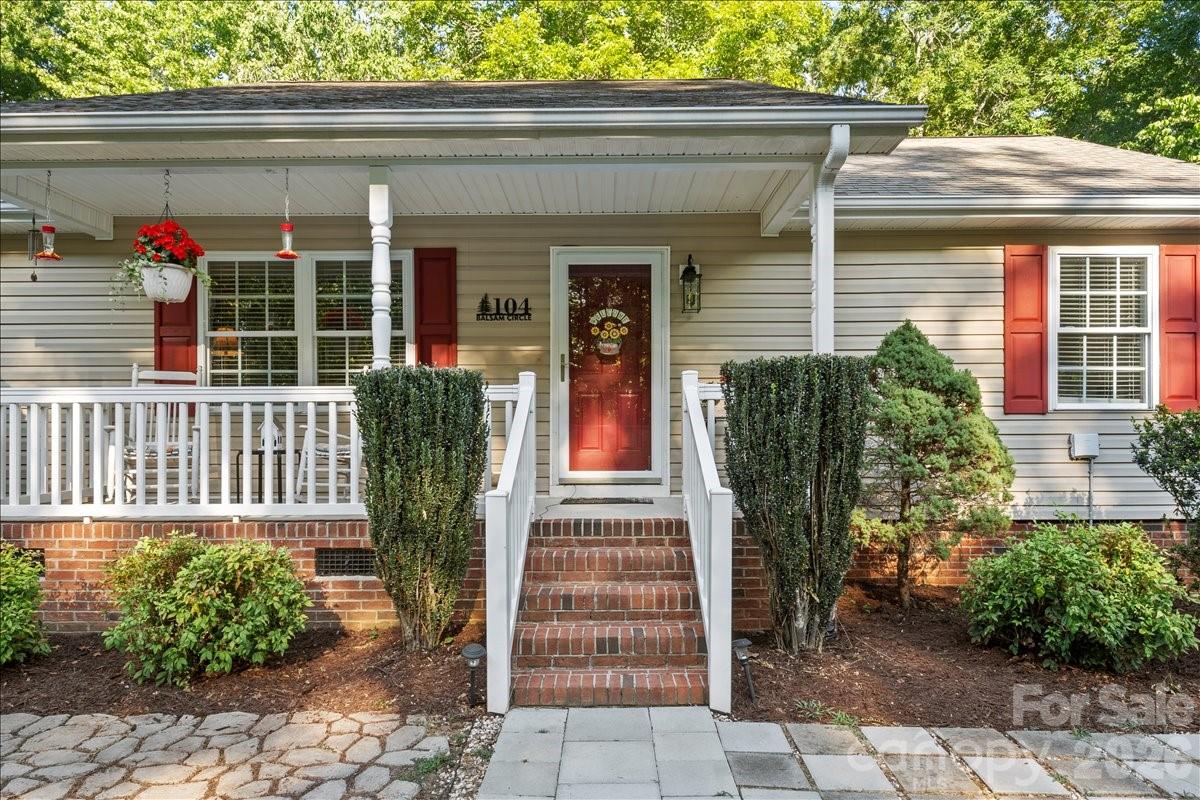 104 Balsam Circle — Troy