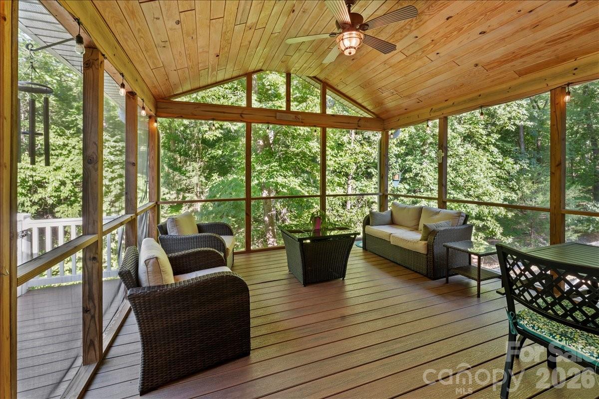 104 Balsam Circle — Troy