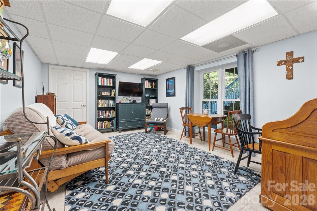 104 Balsam Circle — Troy