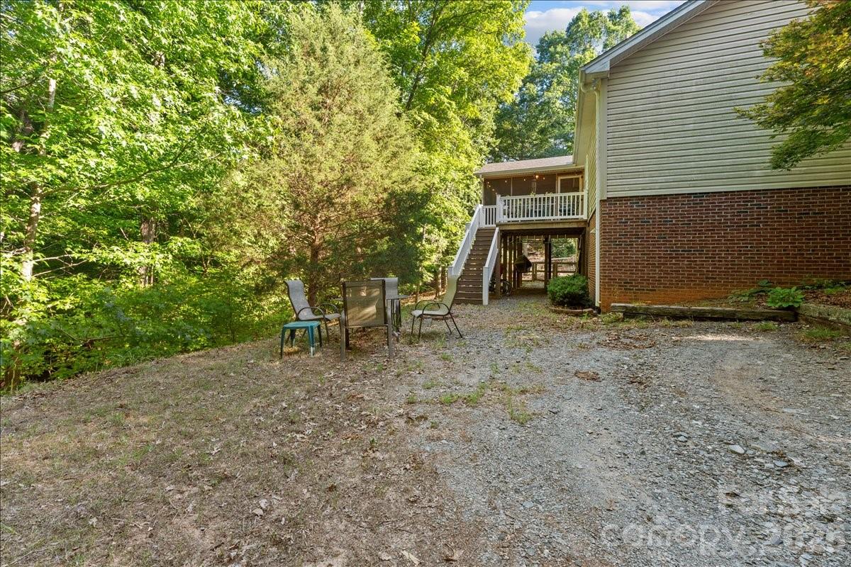 104 Balsam Circle — Troy