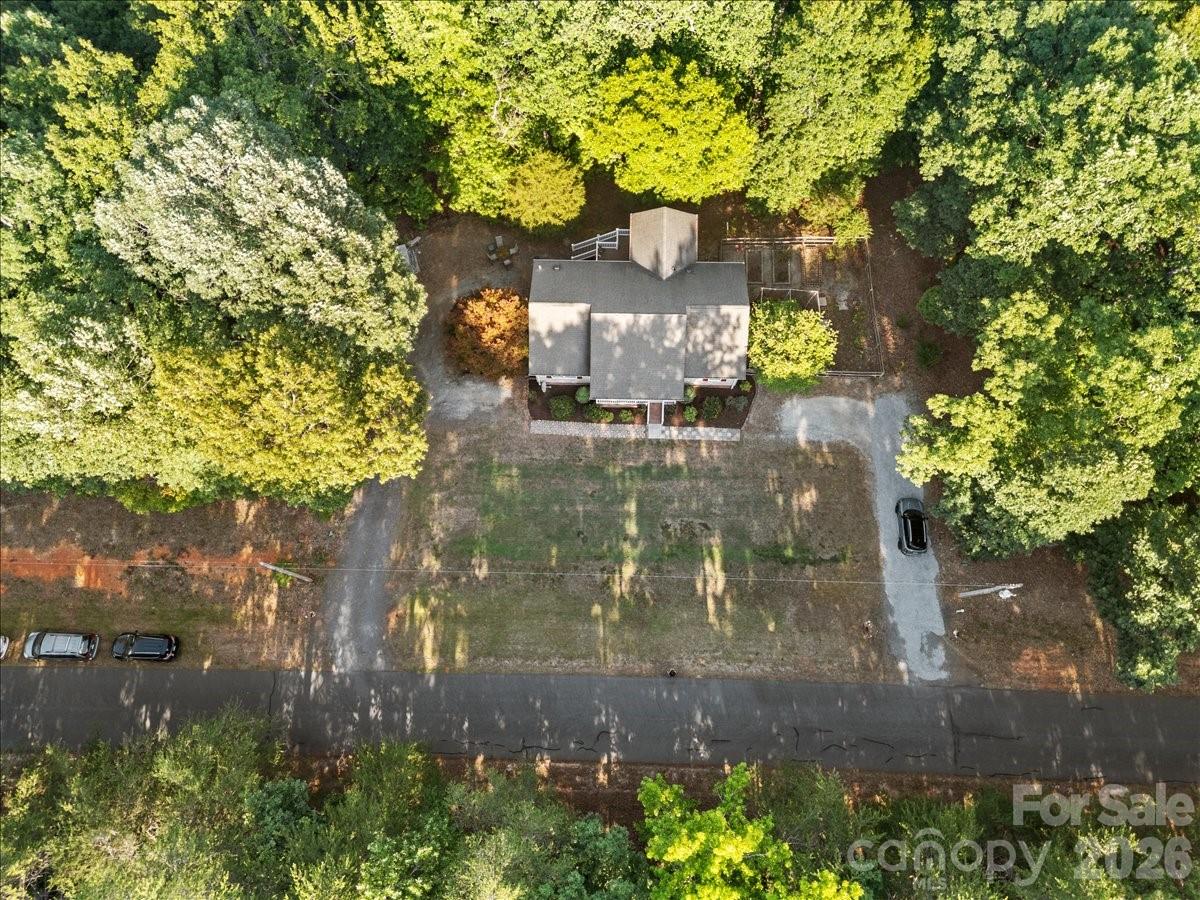 104 Balsam Circle — Troy
