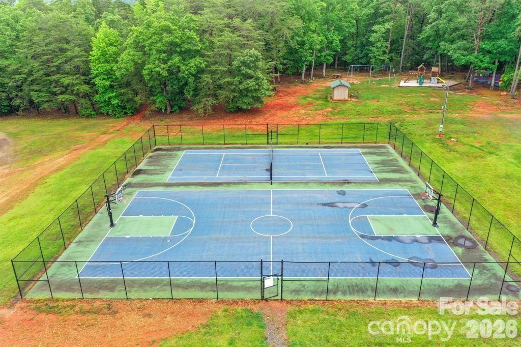 104 Balsam Circle — Troy