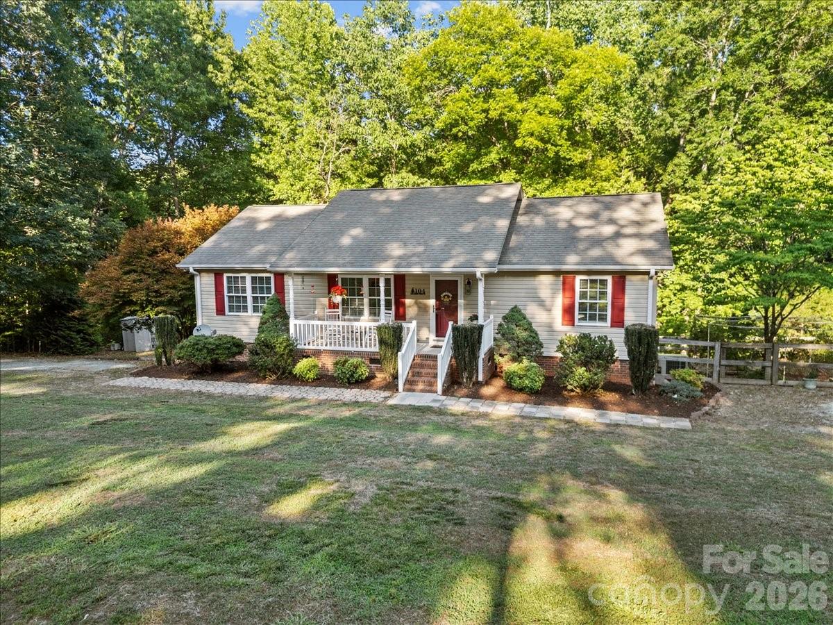 104 Balsam Circle — Troy
