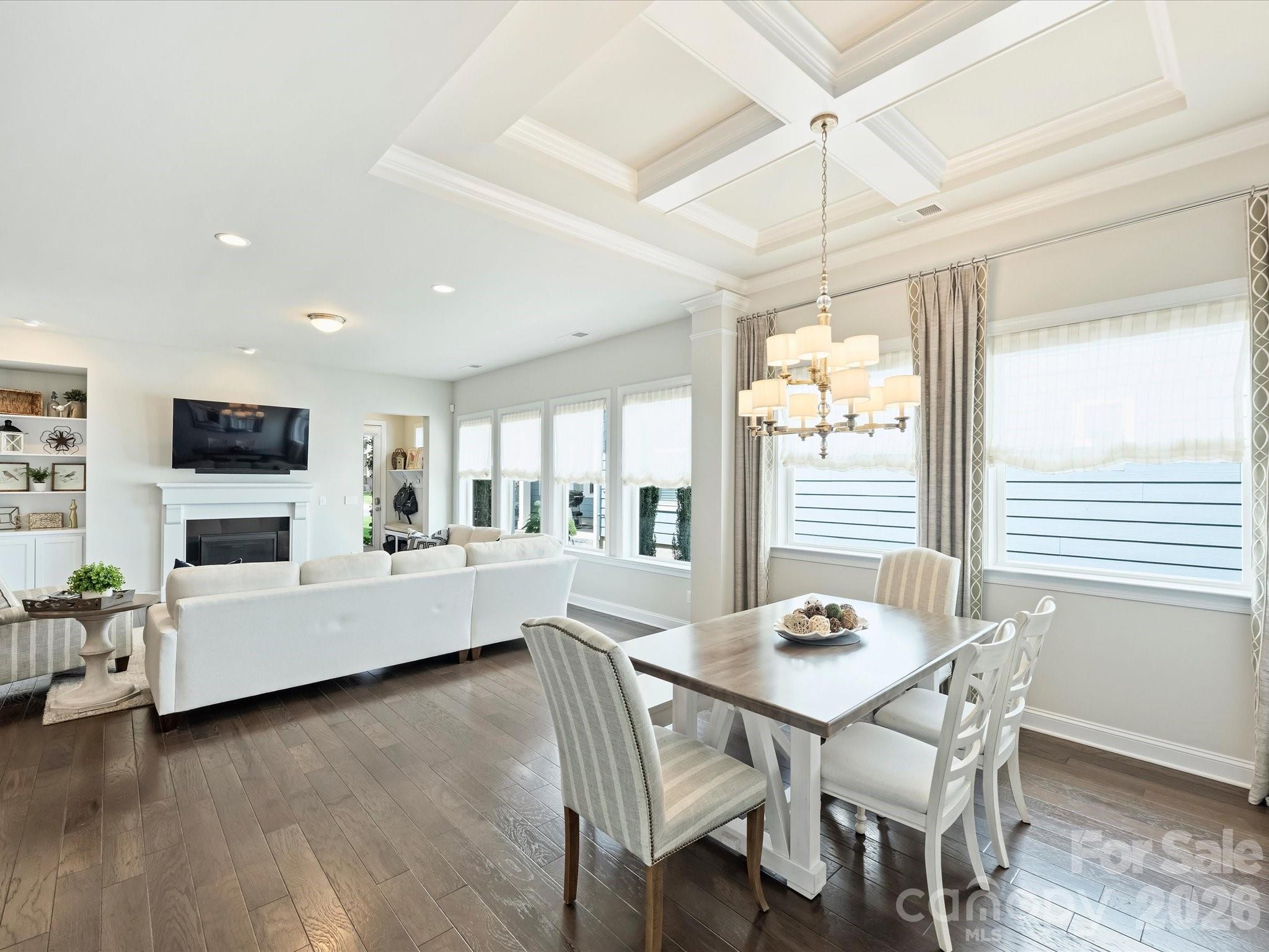 4913 Providence Country Club Drive — Charlotte