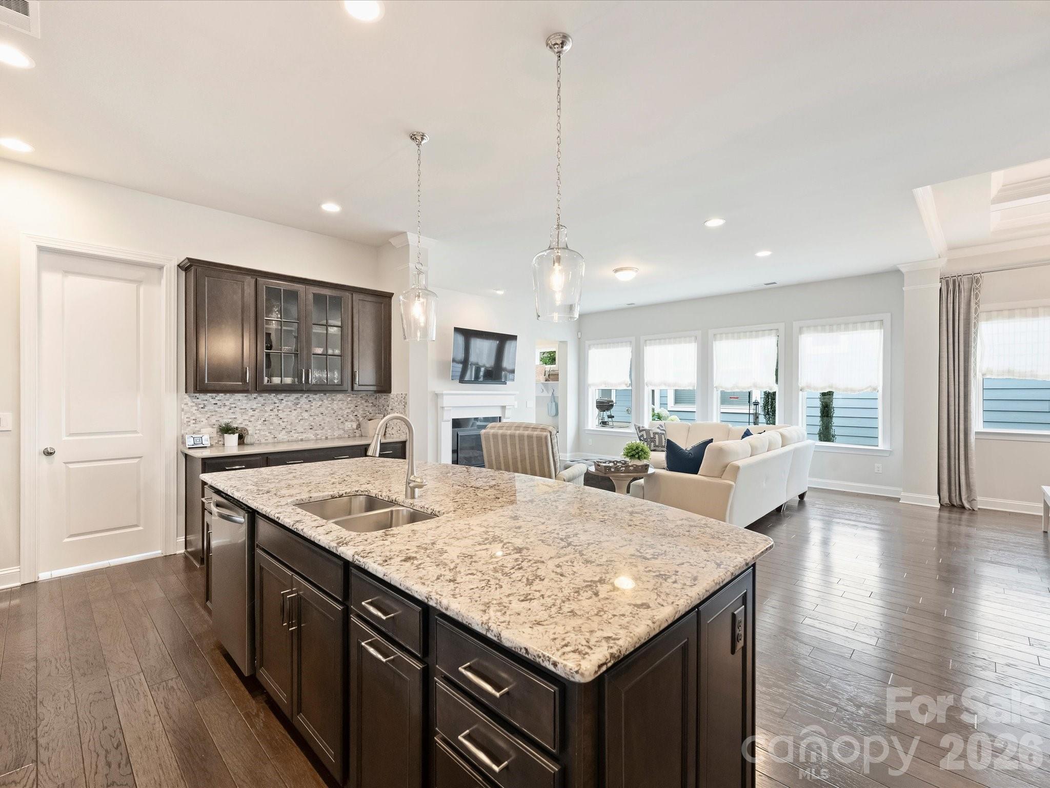 4913 Providence Country Club Drive — Charlotte