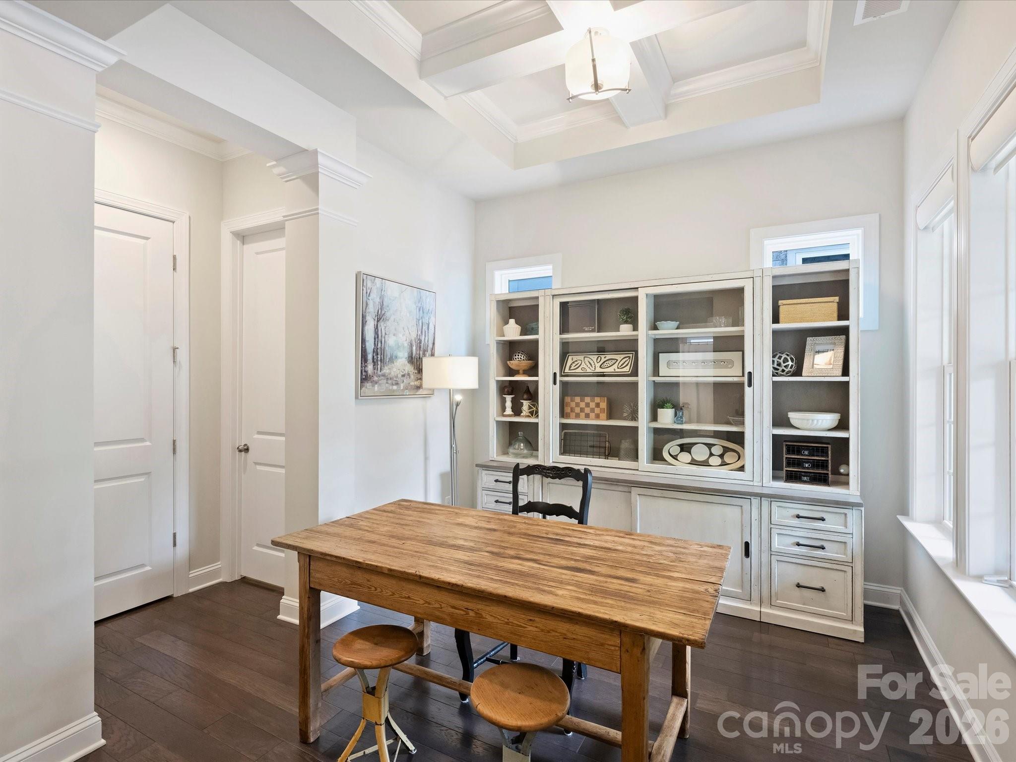 4913 Providence Country Club Drive — Charlotte