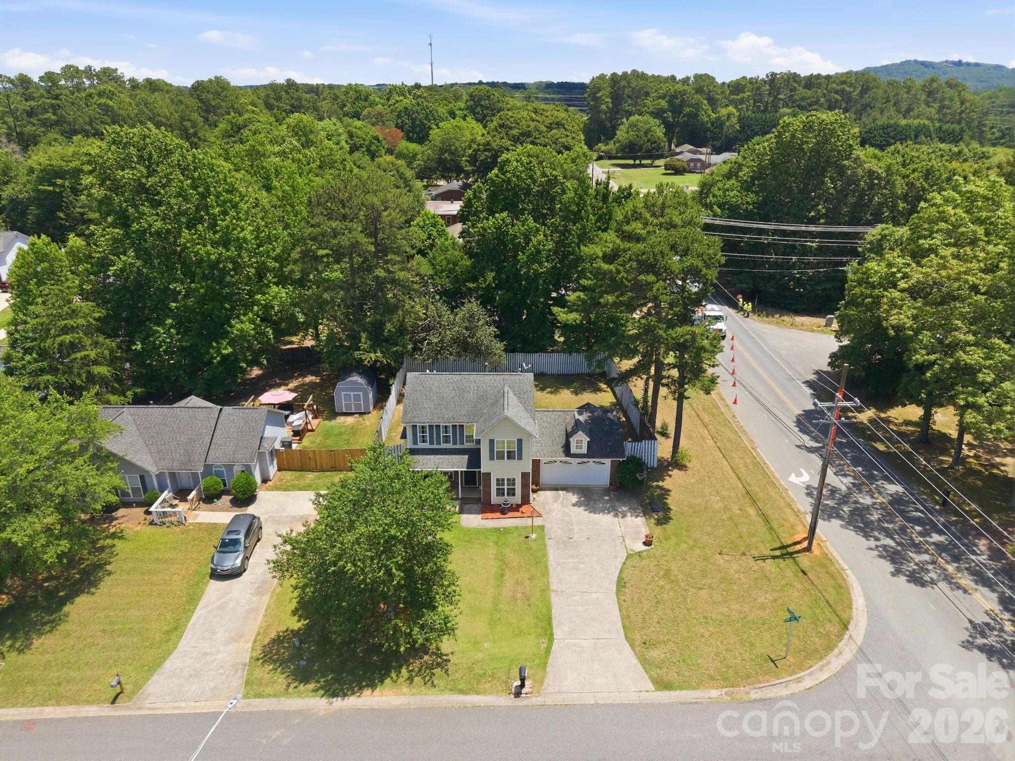 2498 Hawk Ridge Drive — Gastonia