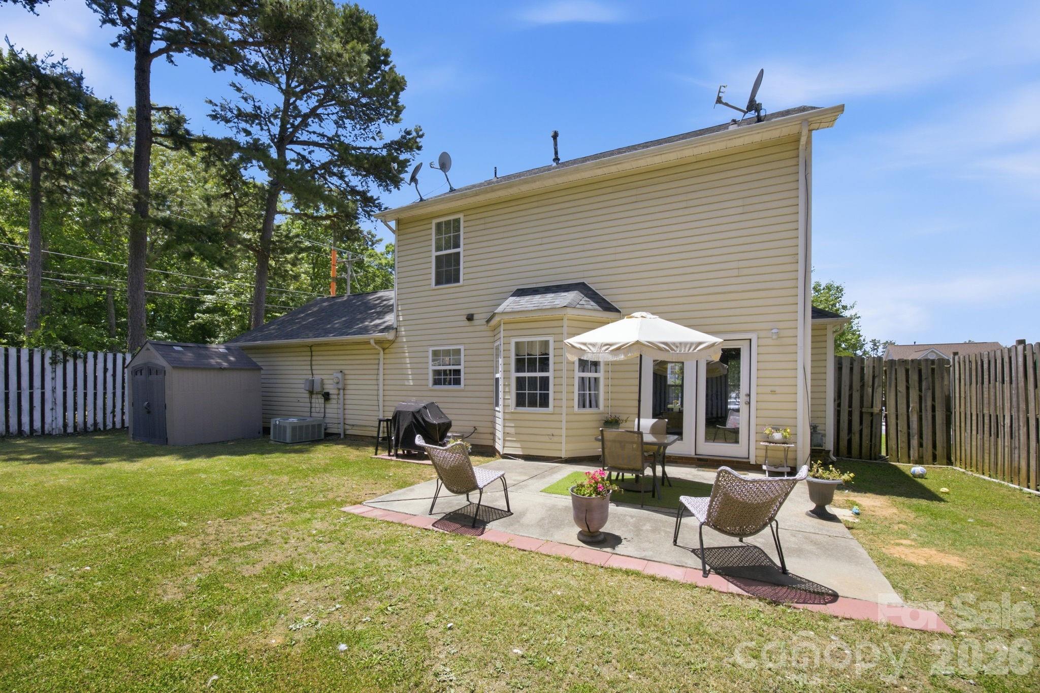 2498 Hawk Ridge Drive — Gastonia
