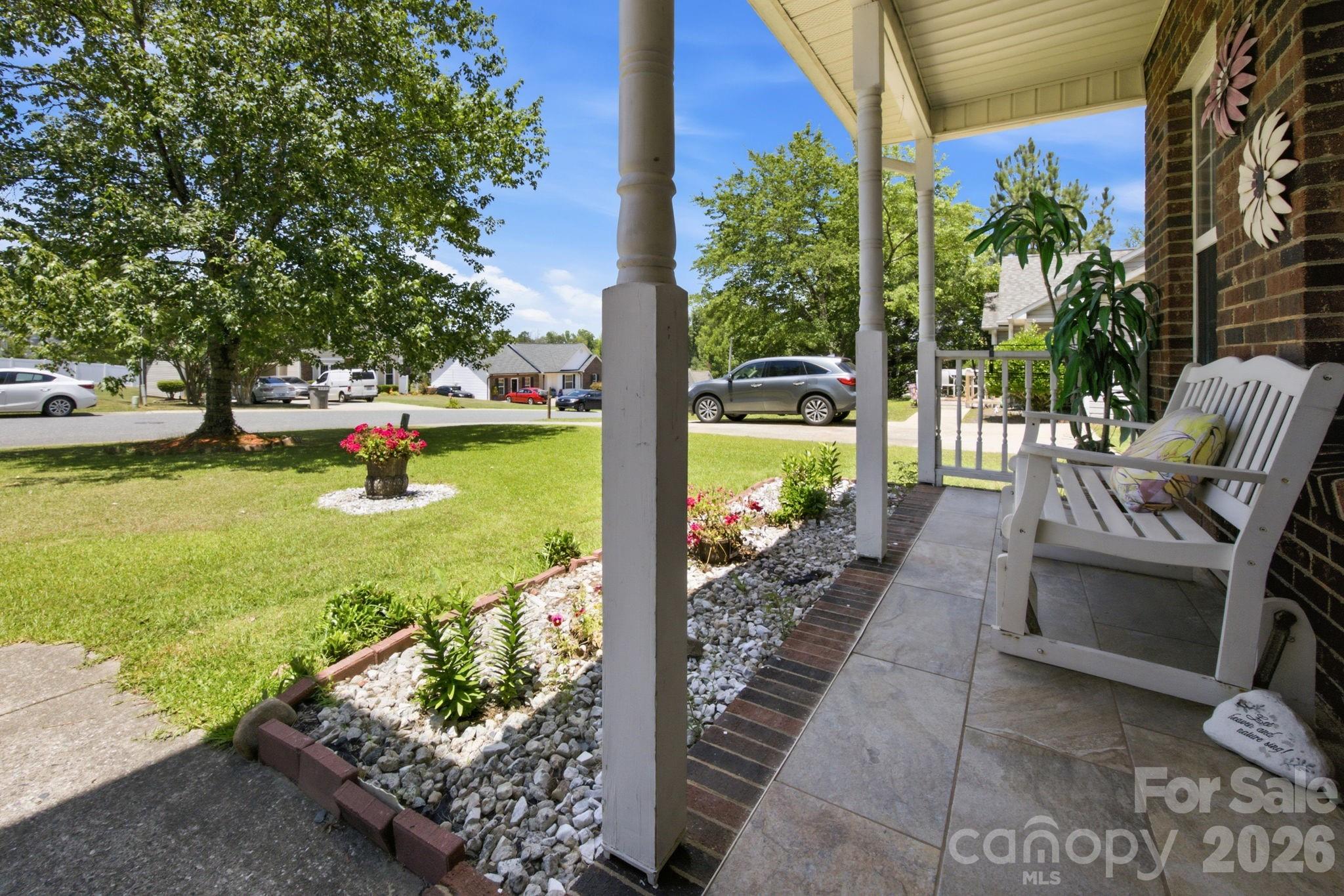 2498 Hawk Ridge Drive — Gastonia
