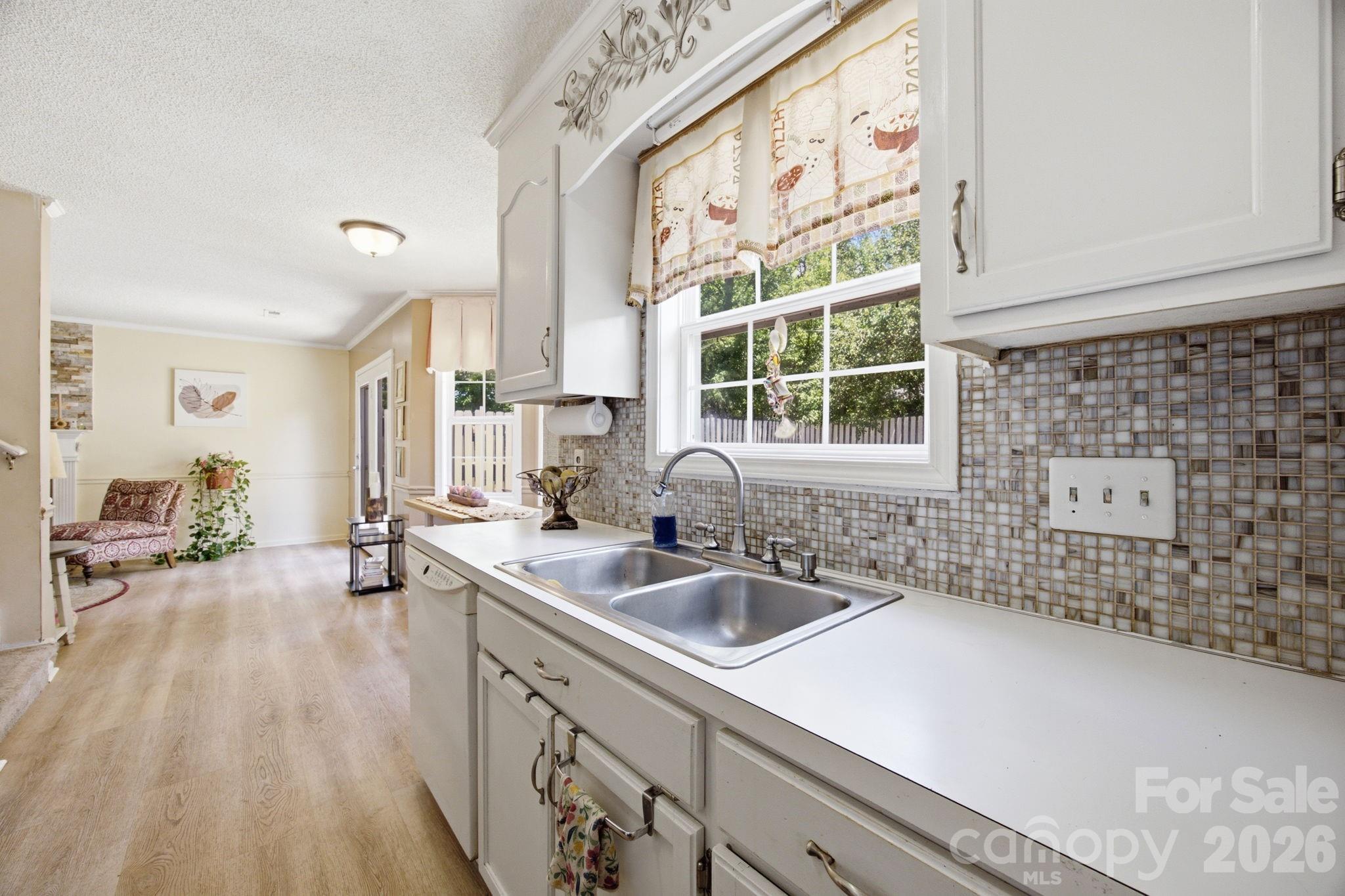 2498 Hawk Ridge Drive — Gastonia